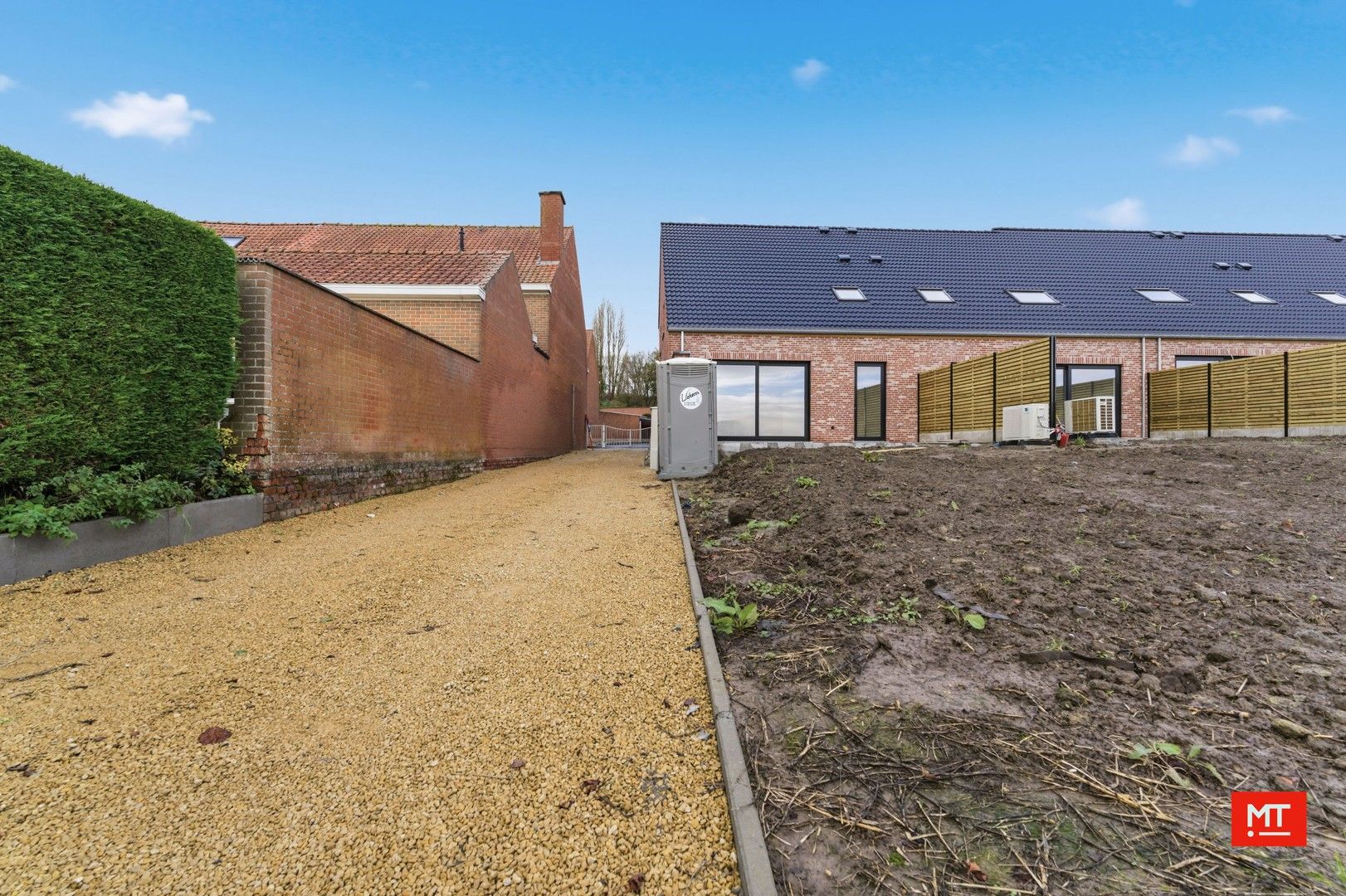 2 landelijke nieuwbouwwoningen met 3 slaapkamers en zongerichte tuin in de dorpskern van Beselare foto 18