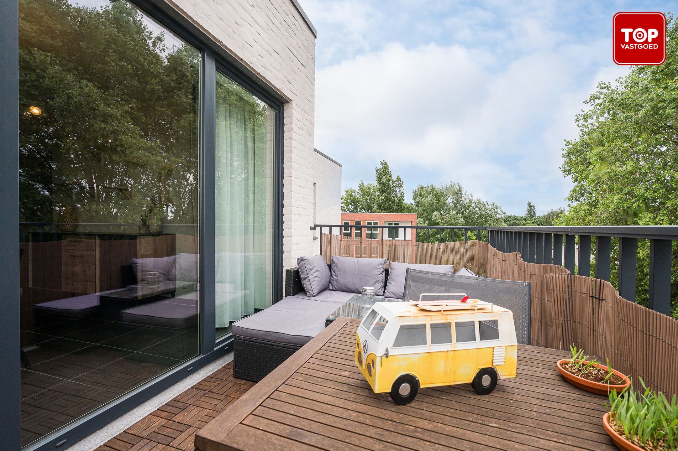 Instapklaar 1-slaapkamer appartement met autostaanplaats en fietsenberging.  foto 13