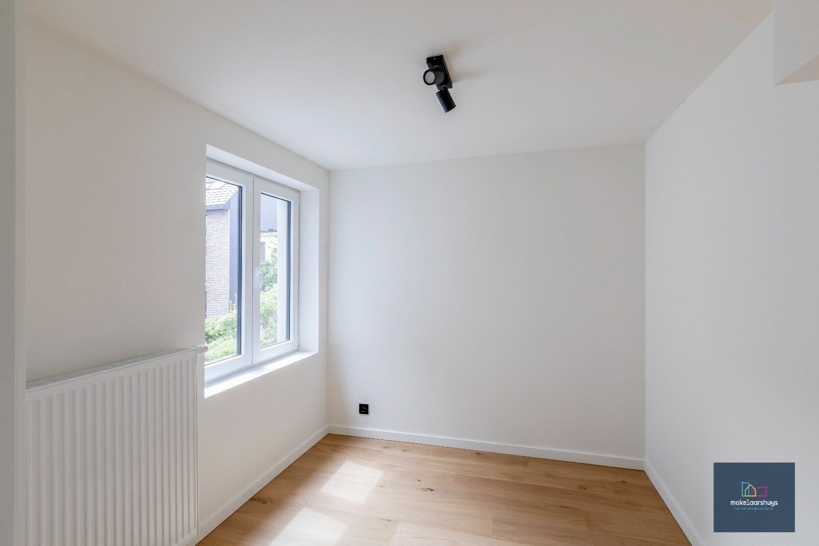 Gunstig gelegen 2 slaapkamerappartement met terras  nabij het Zuidpark foto 13