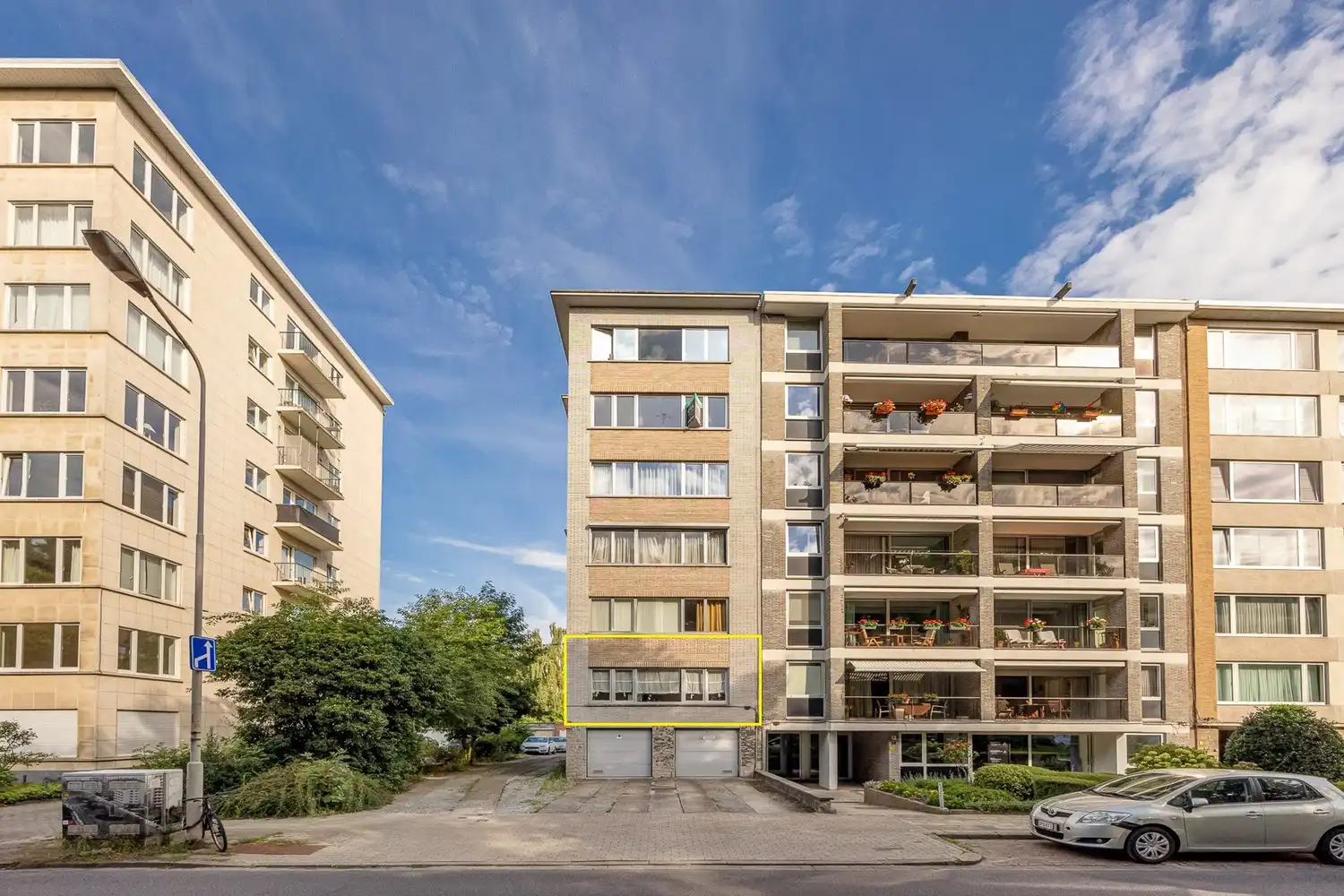 Hoofdfoto van de publicatie: Ruim appartement 101 m² op de Fruithoflaan