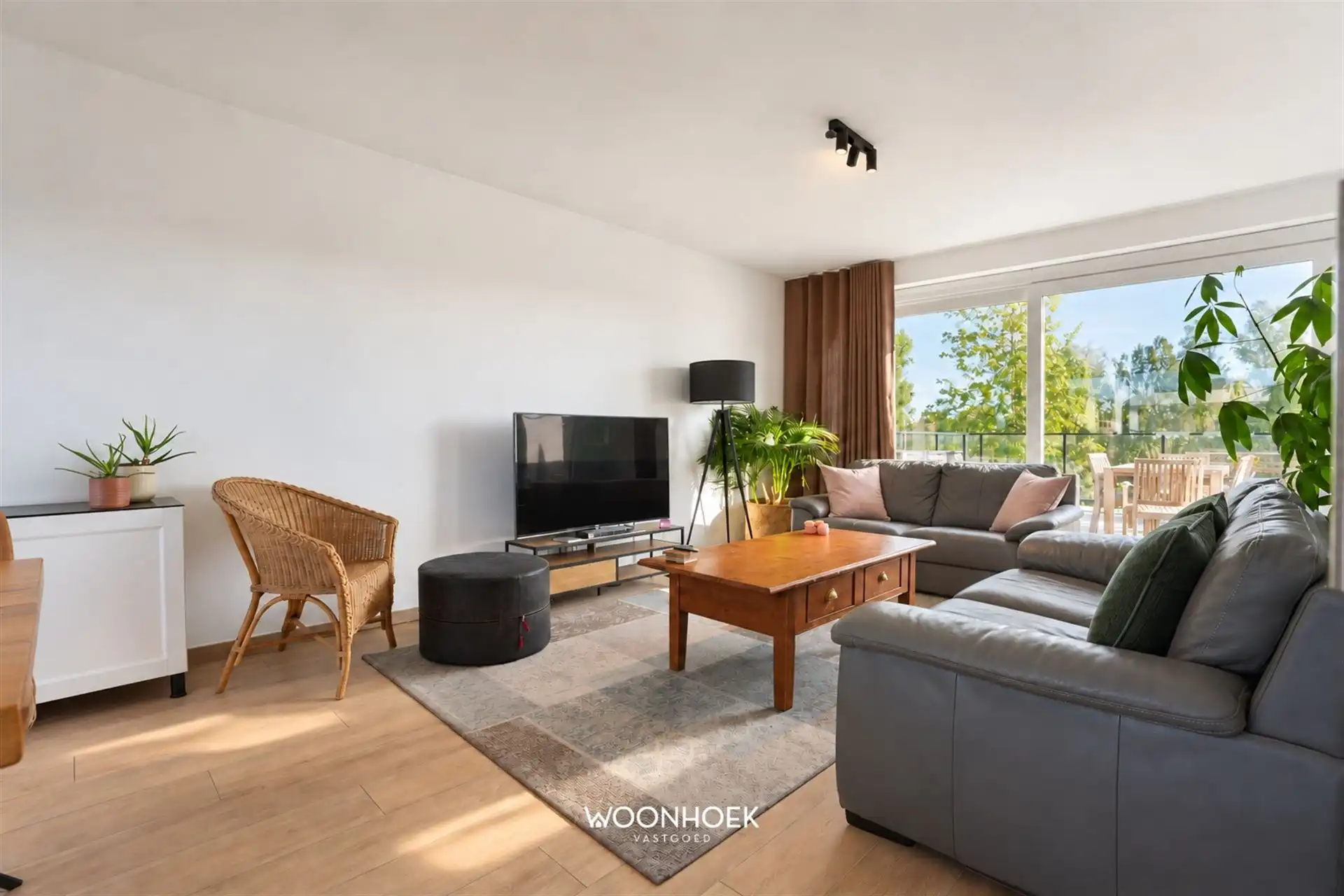 Energiezuinig trendy 3-slpk duplex te Temse foto {{pictureIndex}}