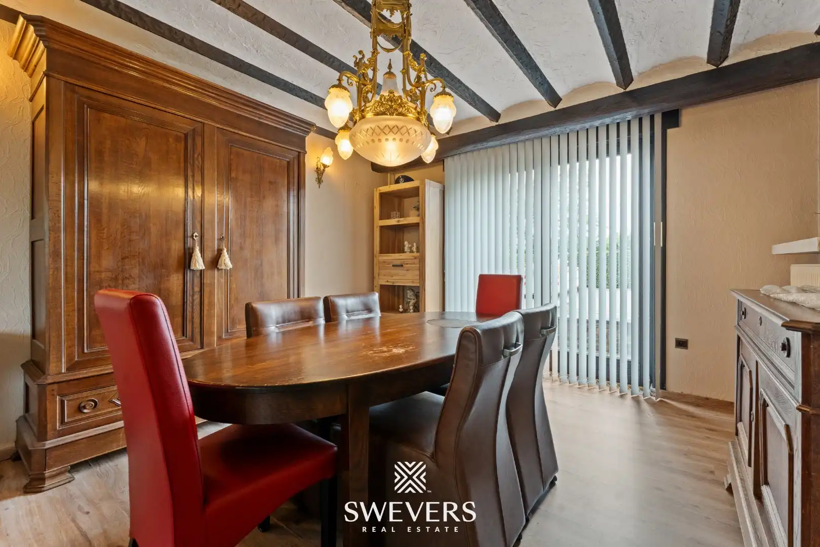 Karaktervolle gezinswoning met veel potentieel op een perceel van 13a55ca in hartje Heusden-Zolder foto 9