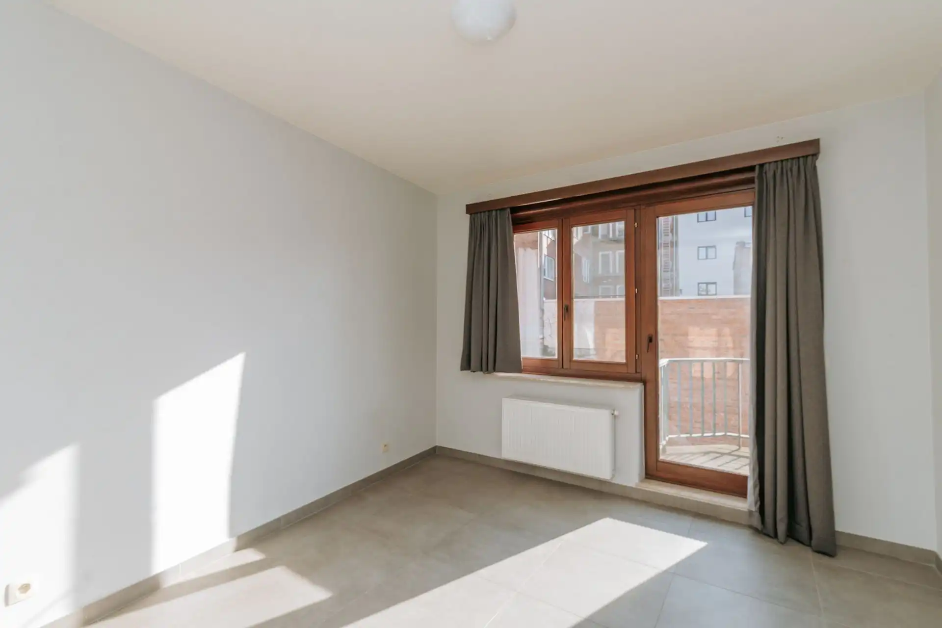 Twee slaapkamer appartement met terras en autostaanplaats foto 10