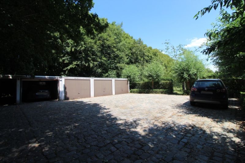 Instapklaar appartement met ruim terras te huur in centrum Roeselare foto 5
