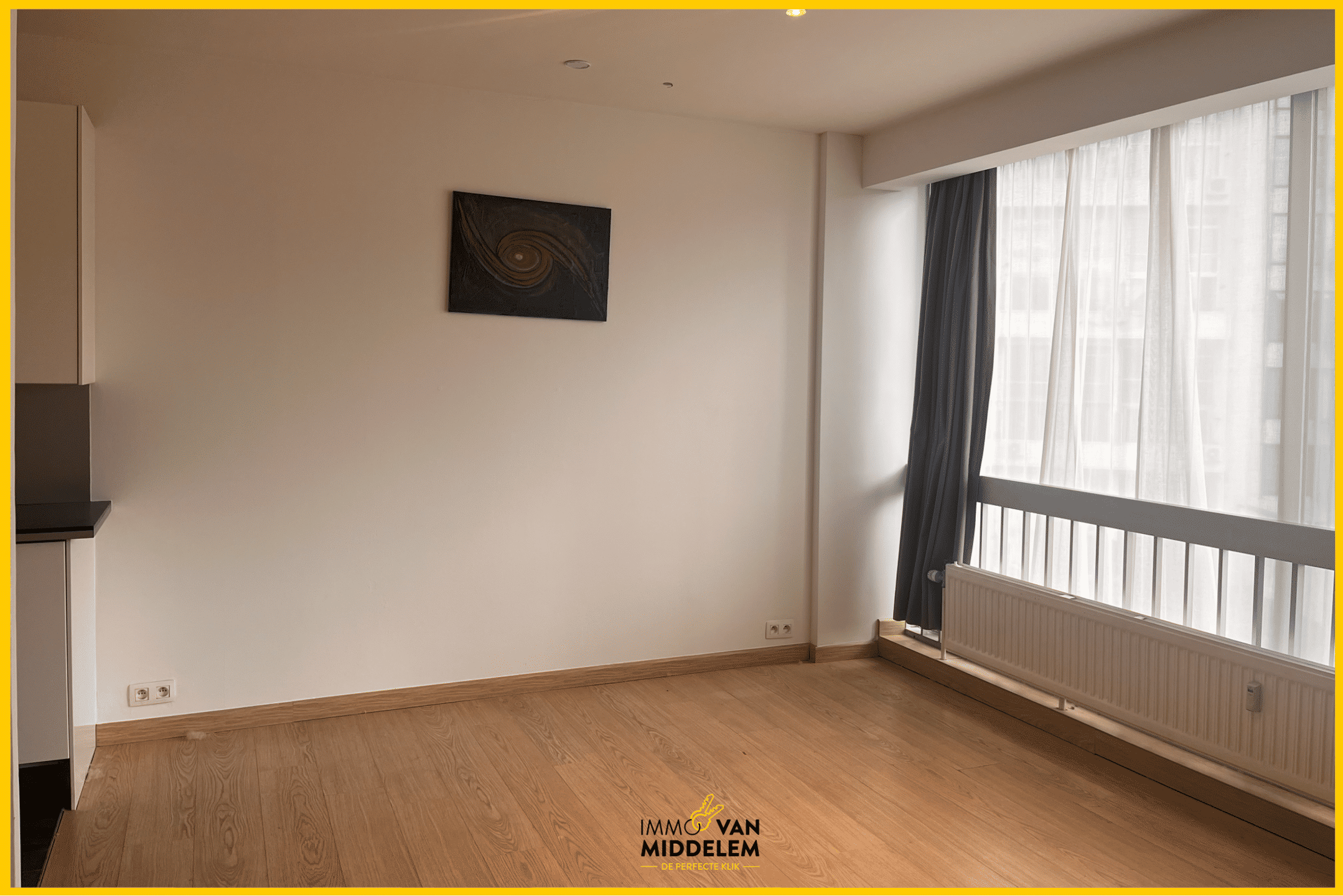 UITSTEKEND GELEGEN STUDIO IN CENTRUM BRUSSEL foto 5