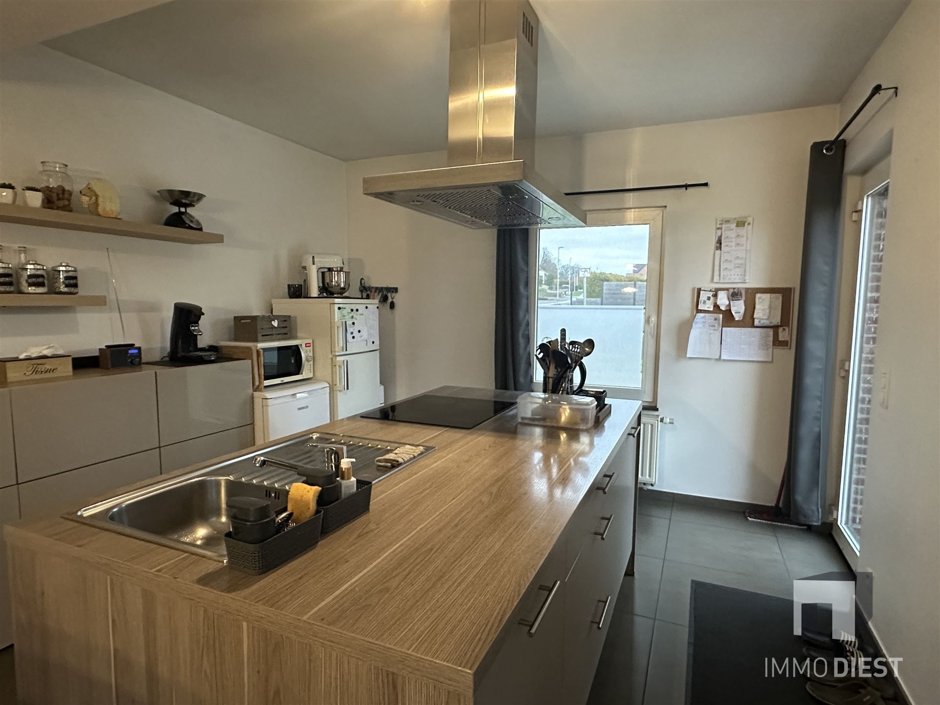 Instapklare woning met 3 slaapkamers en zonnige tuin foto 7