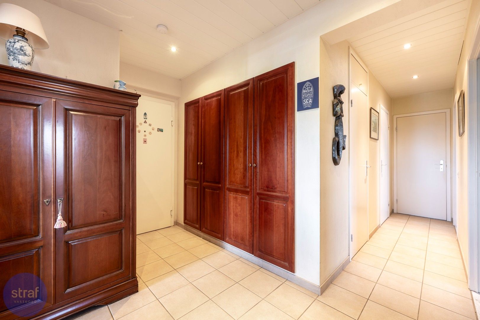 Fijn tweeslaapkamerappartement met nóg fijnere views foto 9