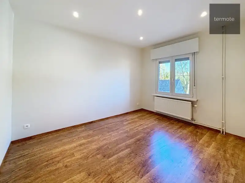 Knusse rijwoning foto 16