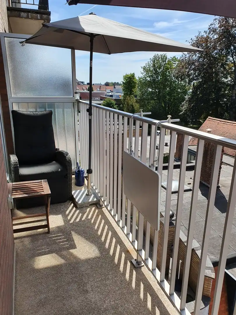 Trendy appartement met terras in centrum Eeklo foto 8