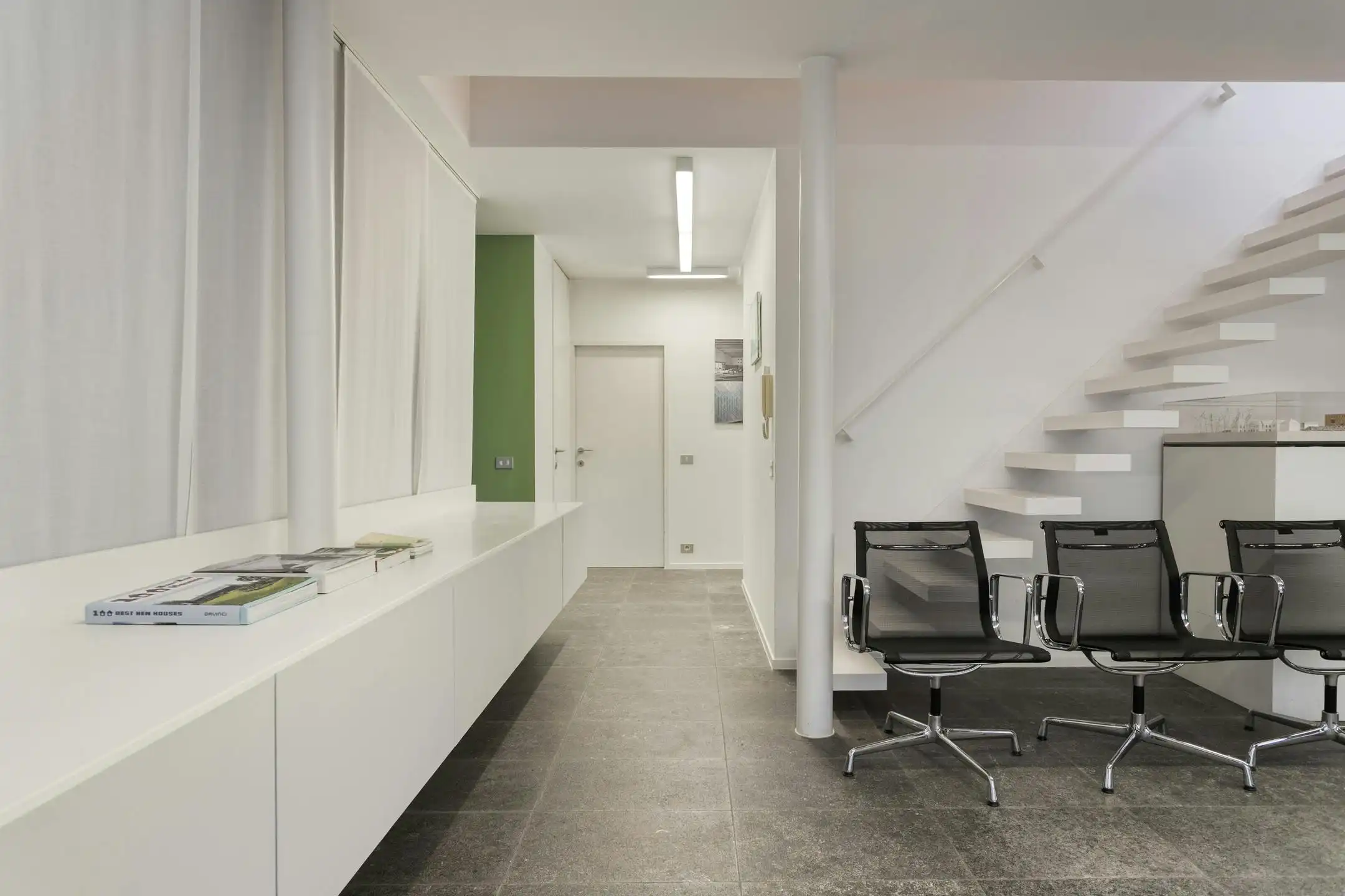 Kantoor met woonst te koop in Sint-Michiels (380 m²)  foto 11