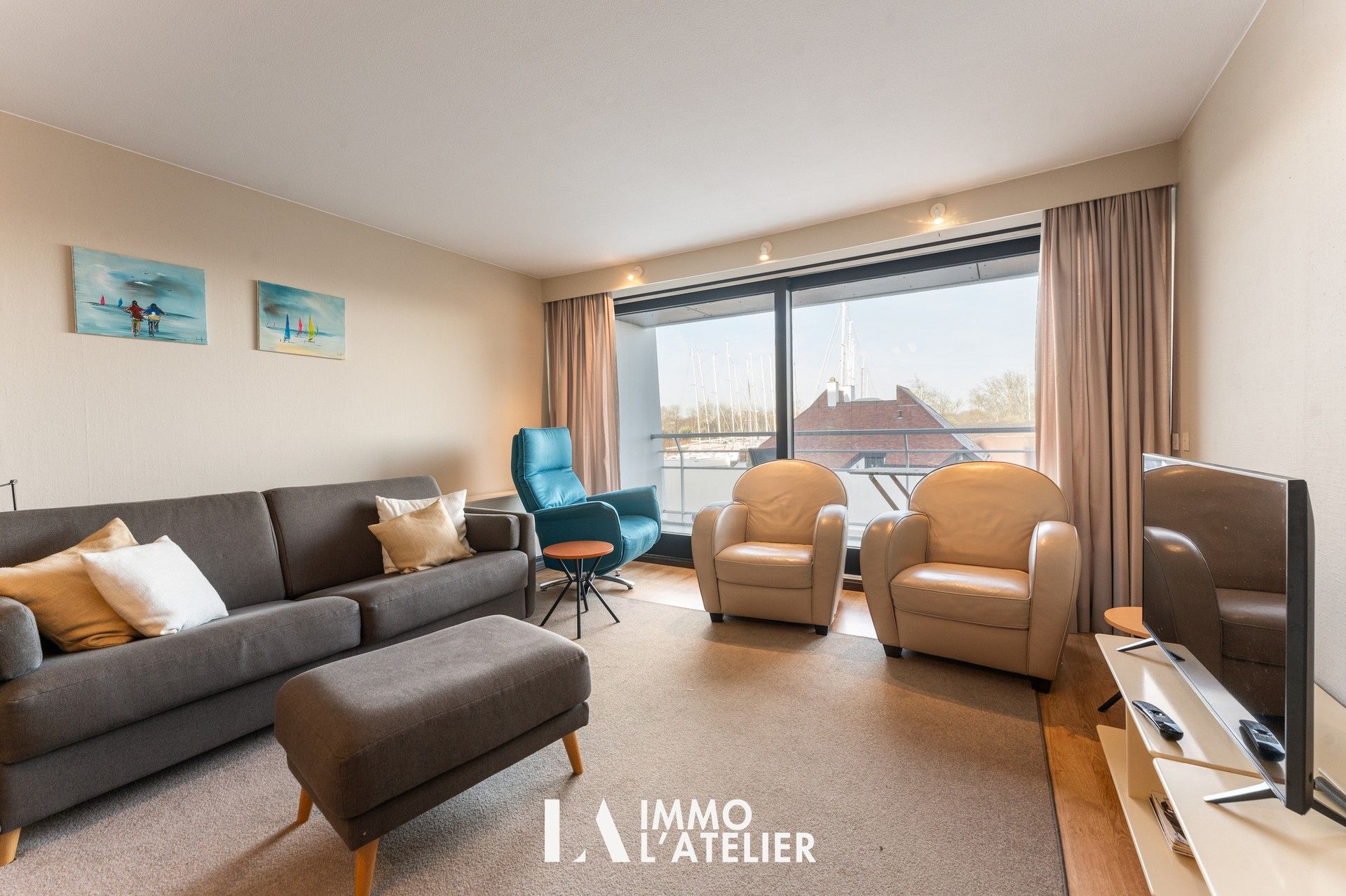 Appartement gelegen aan de Havengeul te Nieuwpoort. foto 2