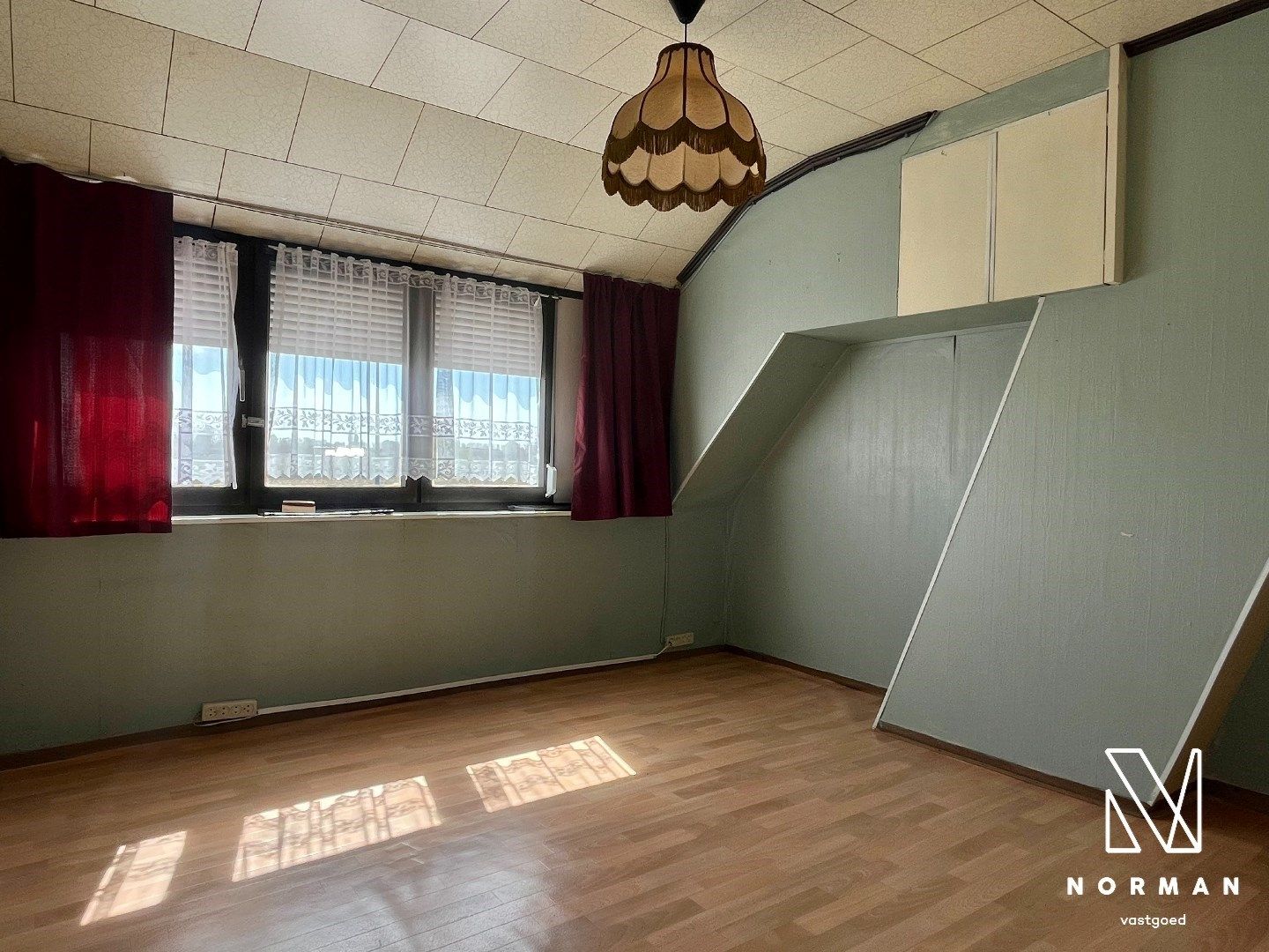 Half open woning te koop op ruim perceel in Ingelmunster!  foto 12