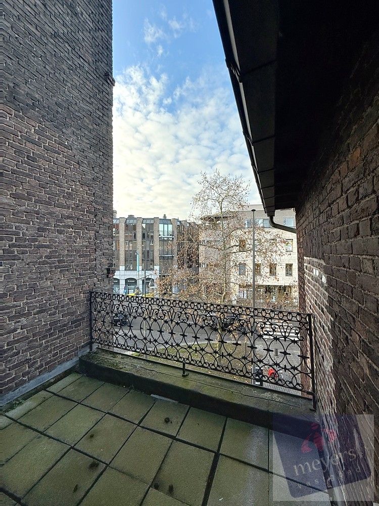 Ruim duplexappartement met 3 slaapkamers op topligging in Hasselt foto 14