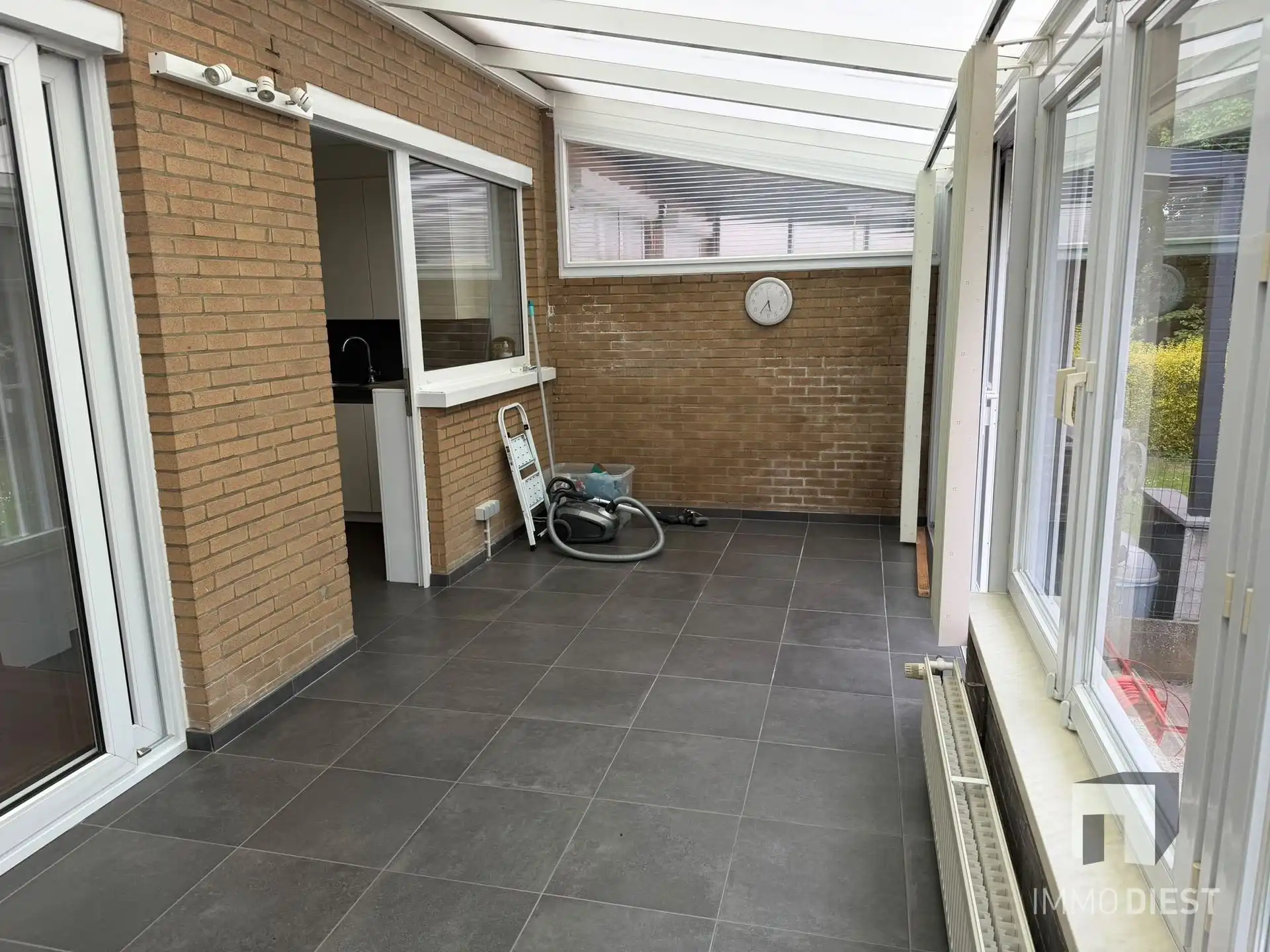 Hoekwoning foto 10