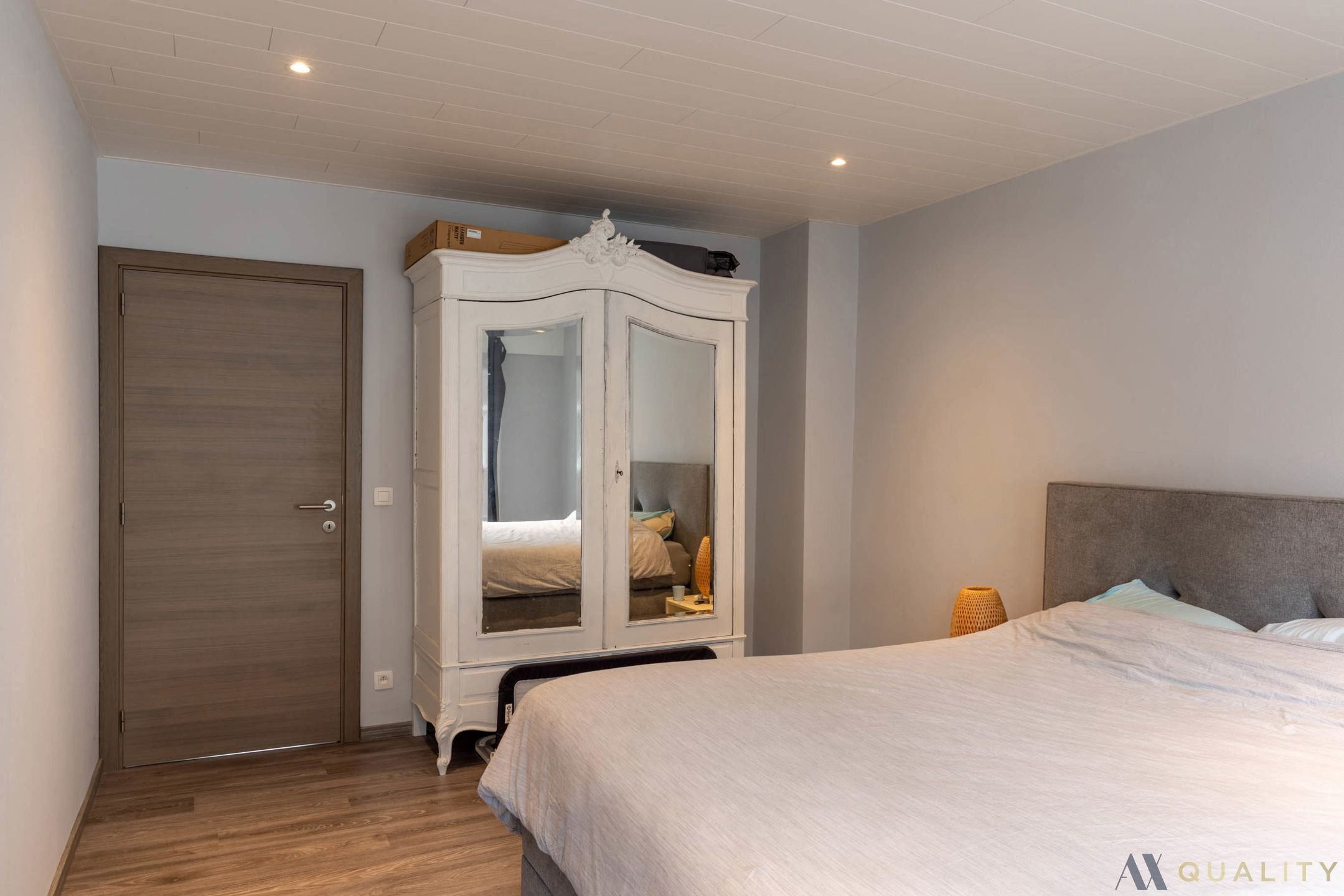 Gerenoveerde woning in Bornem centrum foto 11
