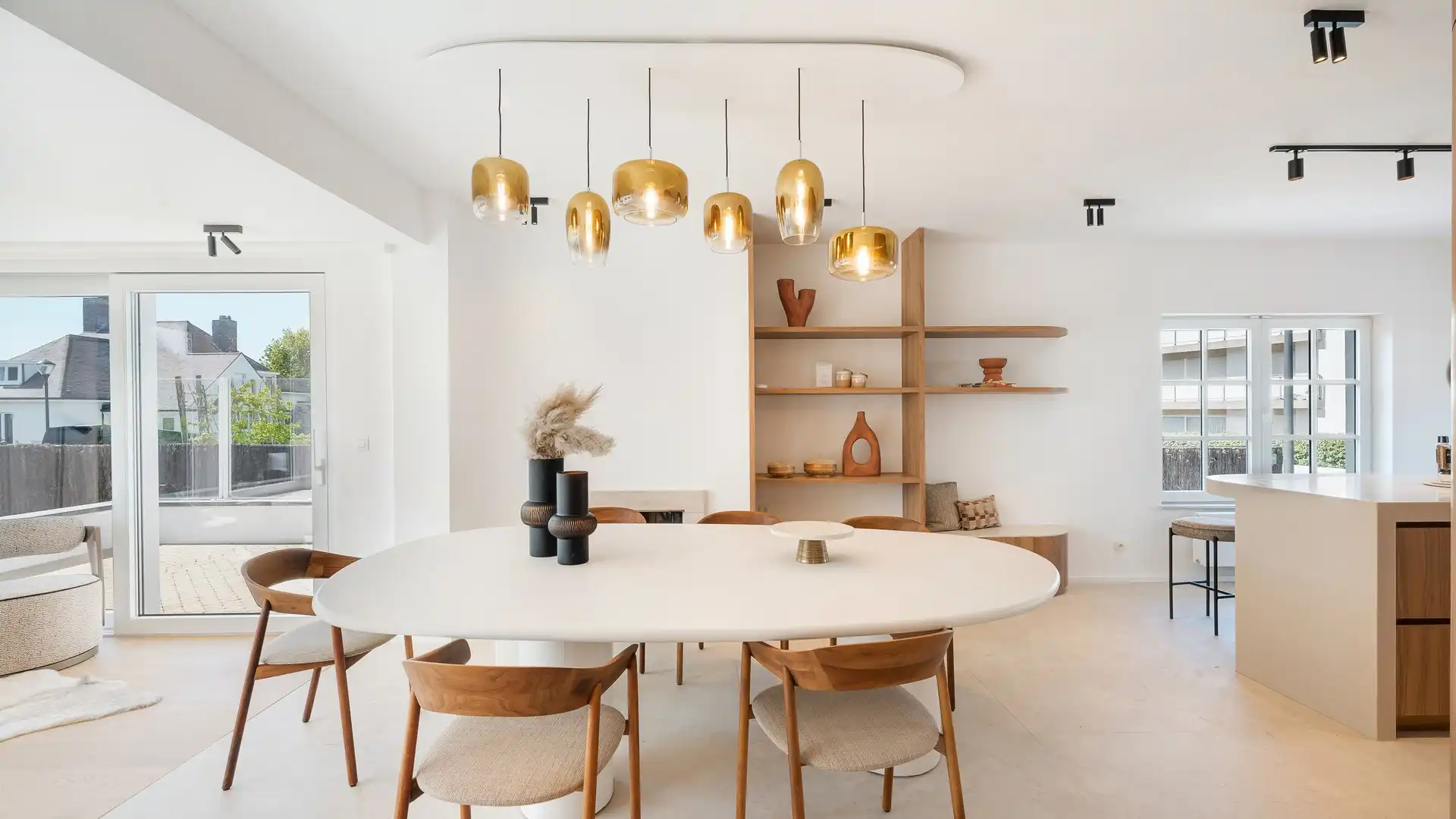 Exclusief gerenoveerde villa op een absolute toplocatie foto 6