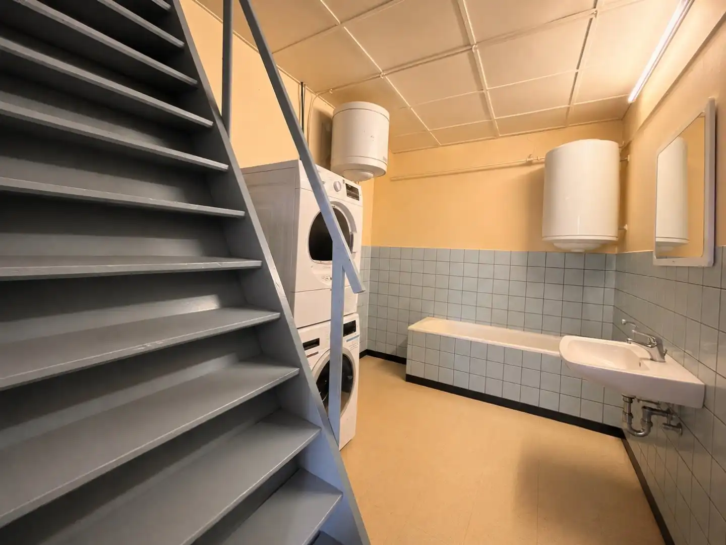 Ruim perceel (2028 m2)met renovatiepand en vergunde loods in Ingelmunster foto 10