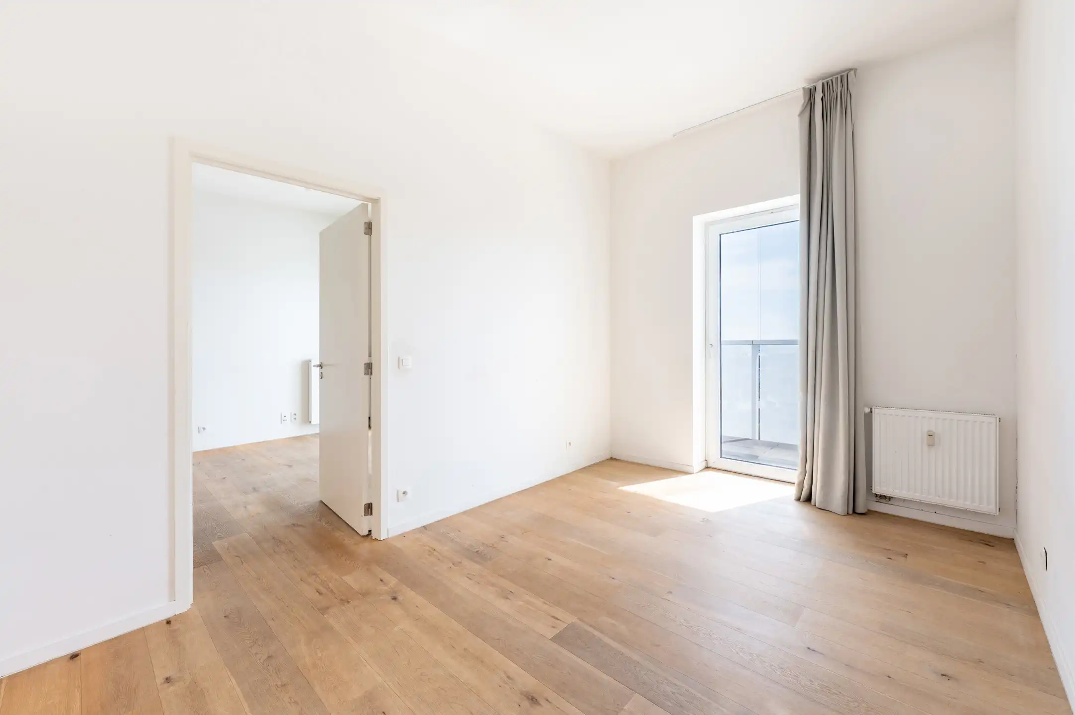 Lichtrijk appartement met terras en EPC A foto 11