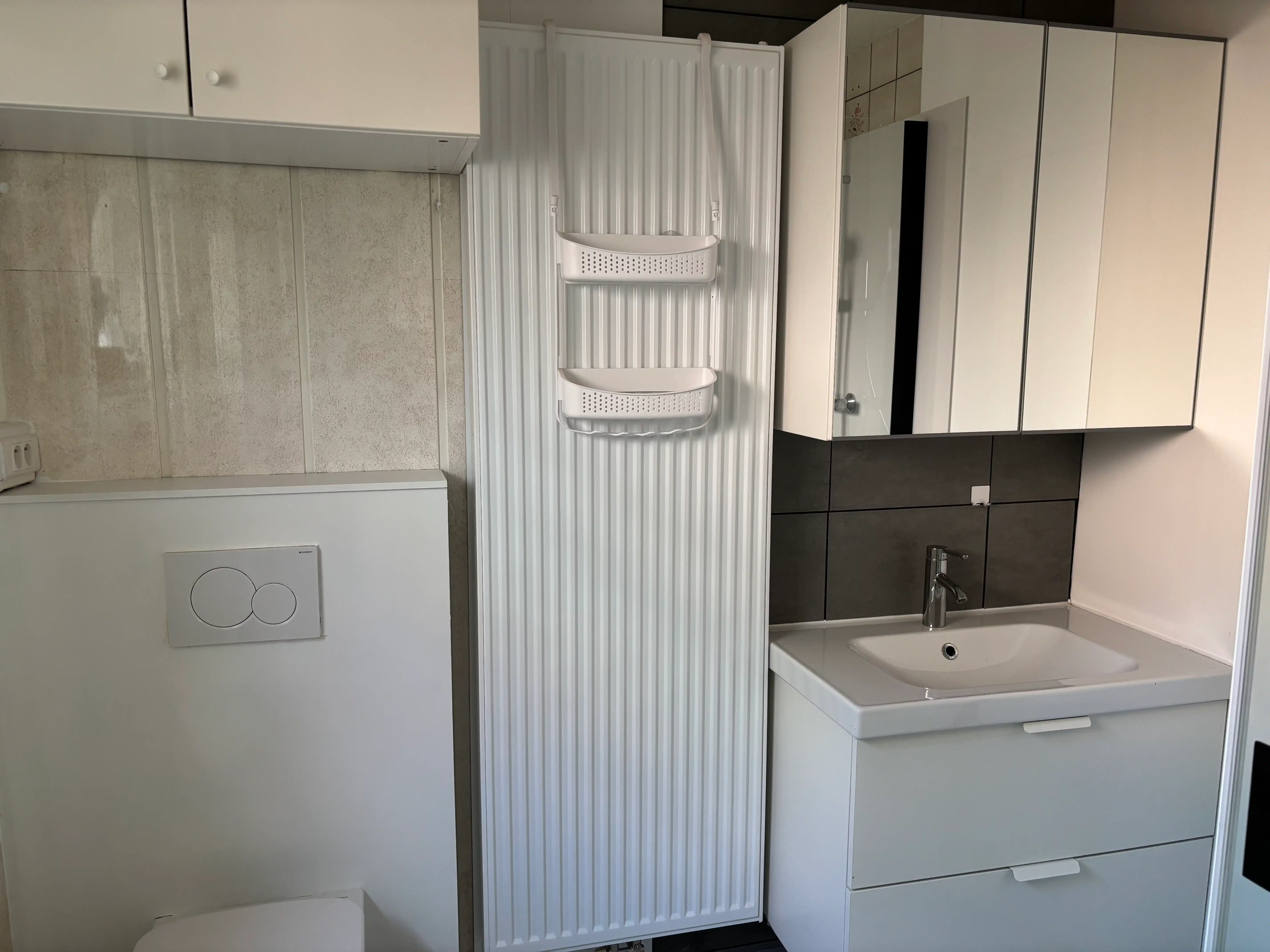 Gezellige rijwoning 4 slaapkamers + garage en stadstuin foto 8