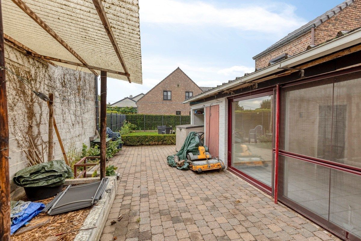 Ruime gezinswoning met grote garage - landelijk gelegen te Tongeren-Widooie foto 28