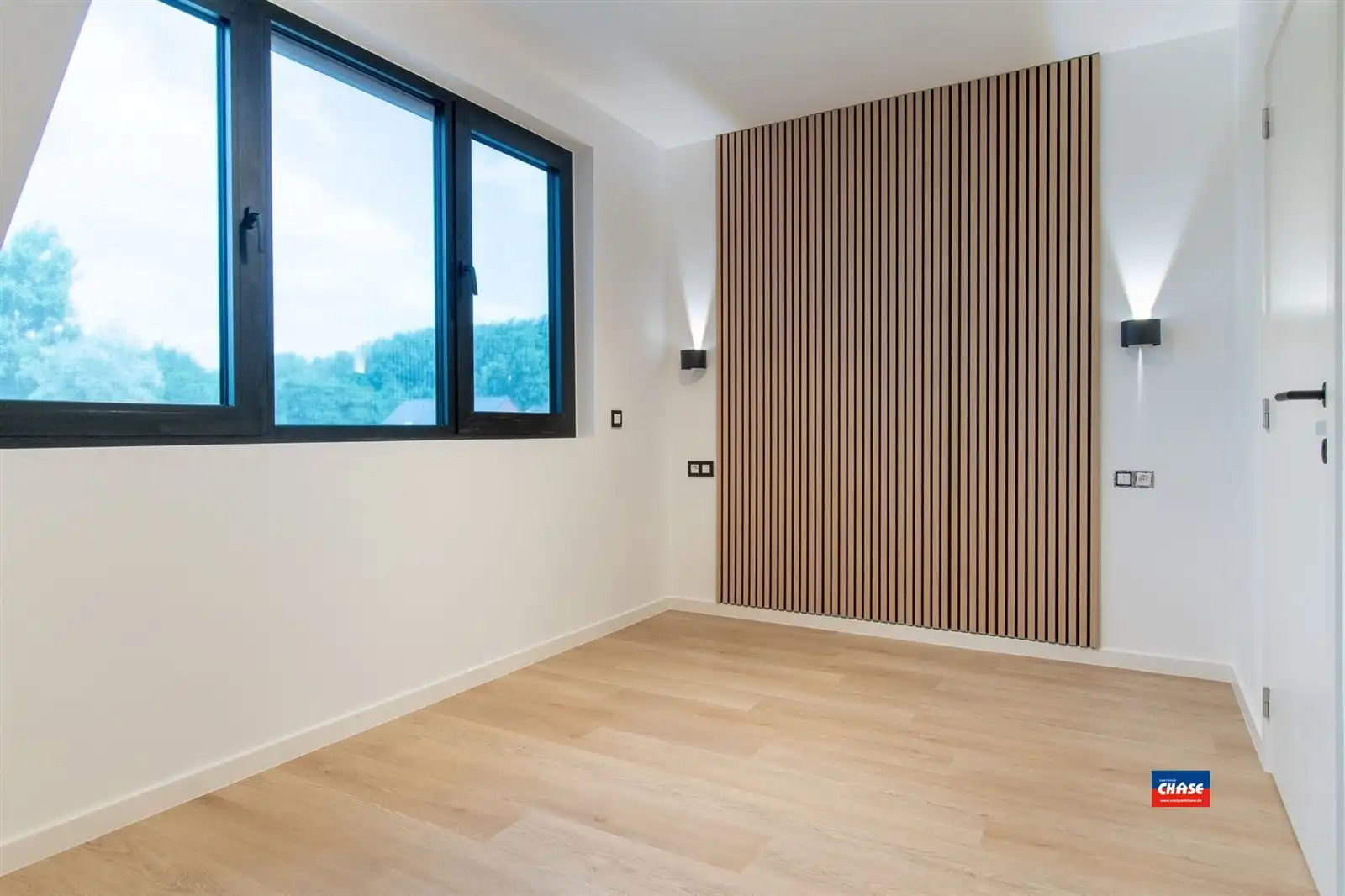 Nieuwbouwwoning met 4 slpks, 3 badk en tuin foto 25