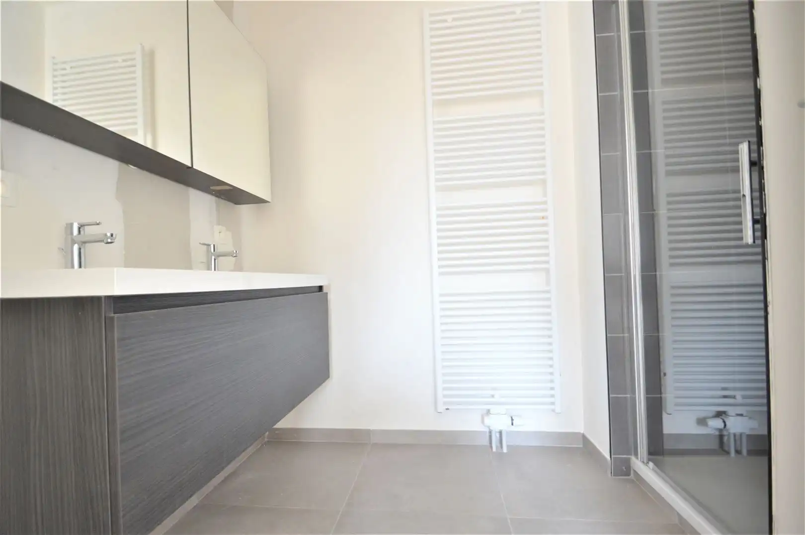 Prachtig appartement op eerste verdieping met garage in de nieuwbouw residentie “Kastelaar”  foto 9