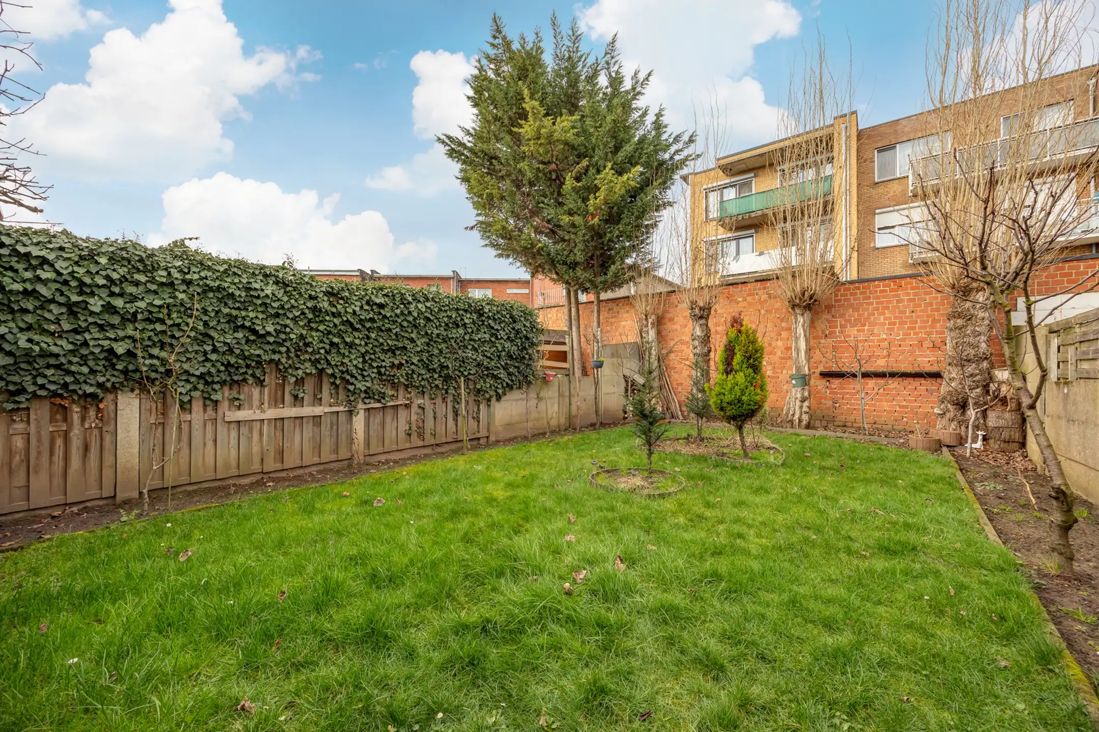 Instapklare gezinswoning met 3 slaapkamers foto 29