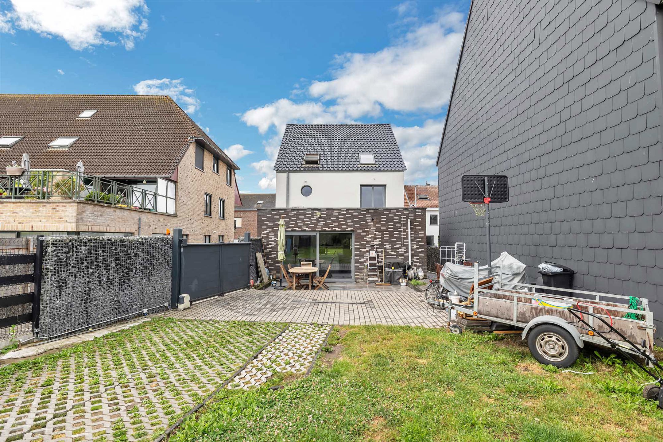 Instapklare villa met 6 slpk en uitstekende mobiliteitsscore foto 28