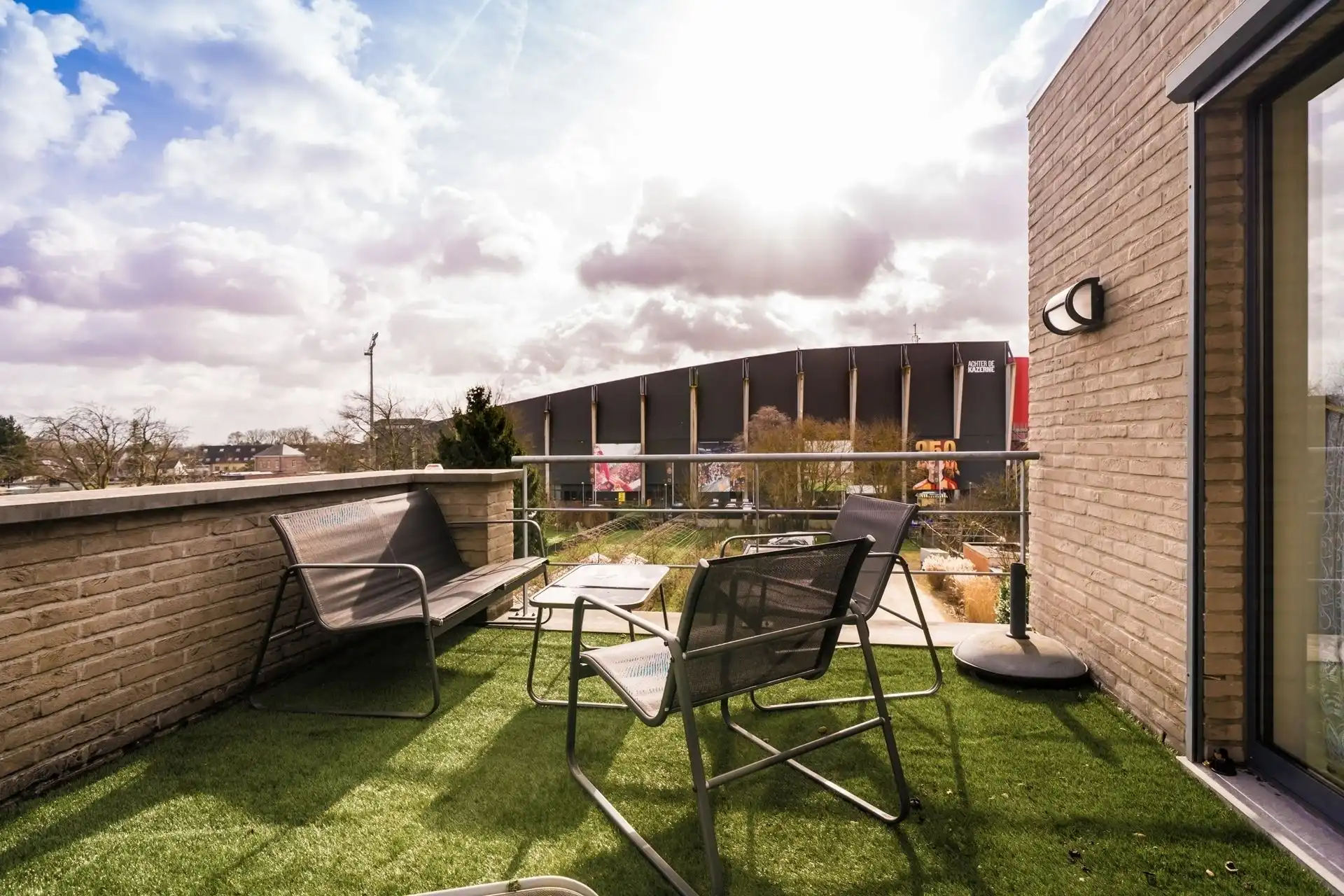 RUIM DAKAPP. MET 5 SLPKS, TERRAS EN GARAGEBOX (+ € 29.000) foto 23