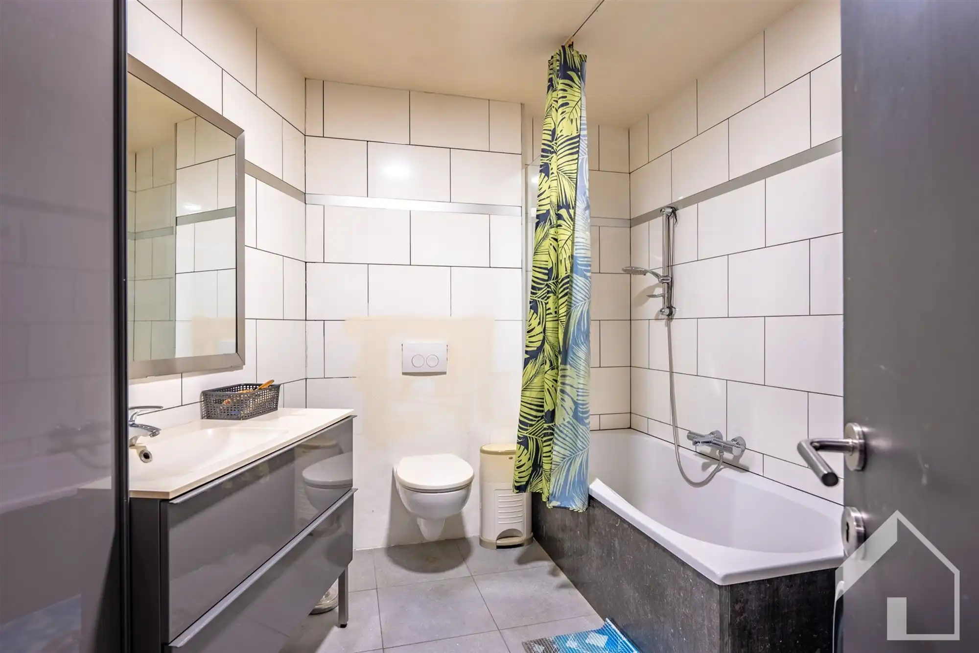 Gelijkvloers handelspand met 2 appartementen foto 19