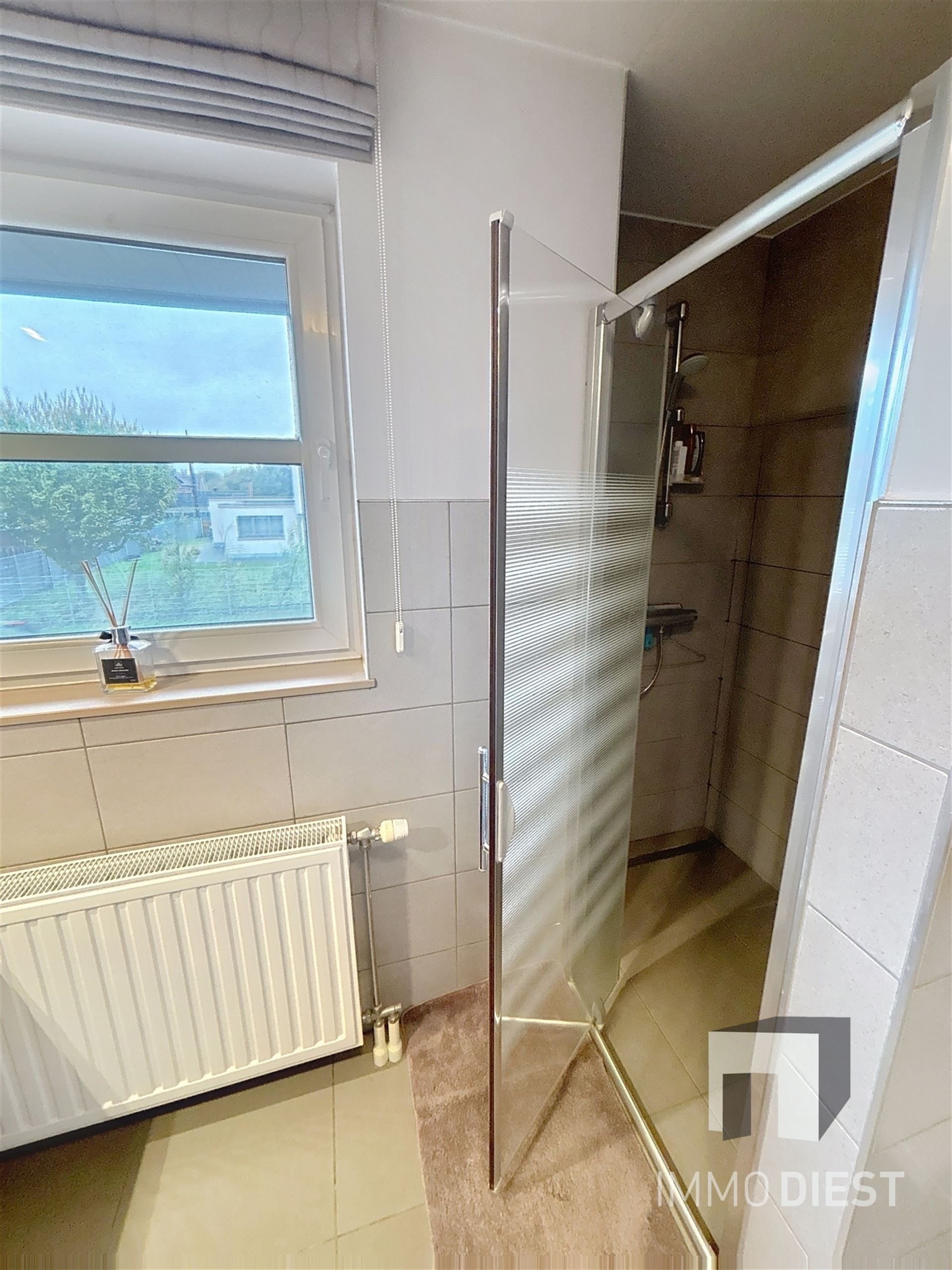 Energiezuininge woning met 3slpk - 2 carports - 5,41are  foto 21