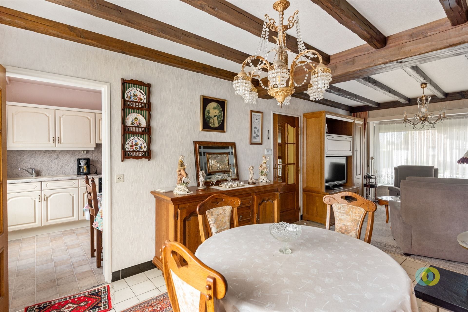 **IN OPTIE** Charmante 3-gevelwoning met tuin en garage foto 4