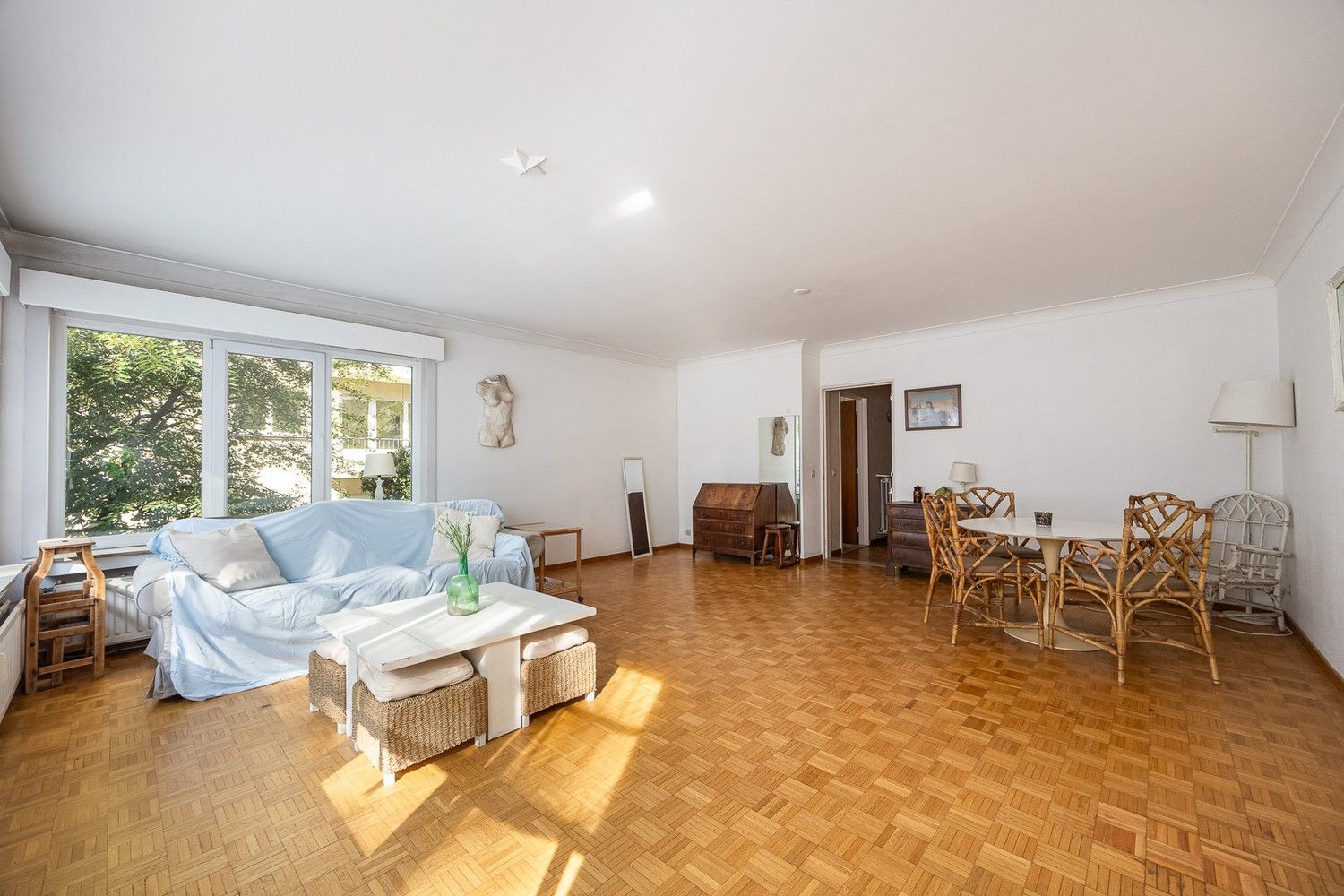 Ruim appartement 101 m² op de Fruithoflaan foto 5