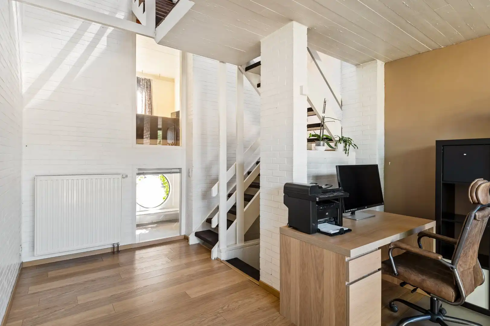 Lichtrijke 4slpk-woning met tuin en polyvalente ruimte foto 11