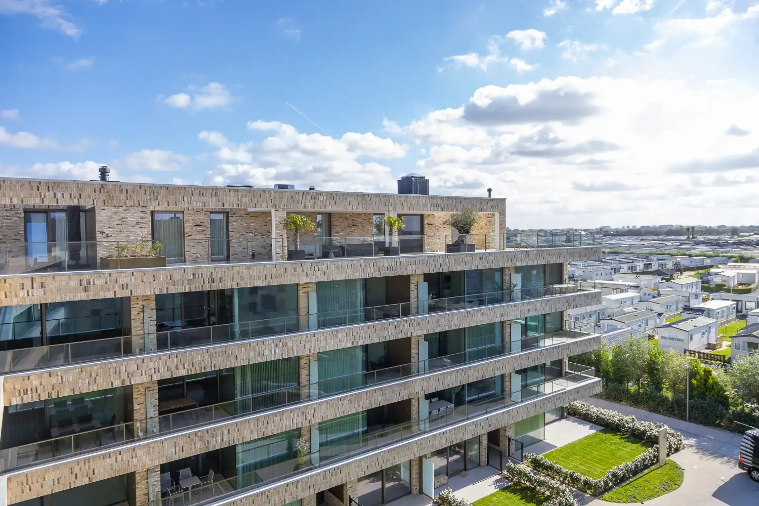 Nieuwbouwproject in rustige groene omgeving, op 6 min. wandelafstand van het strand foto 16