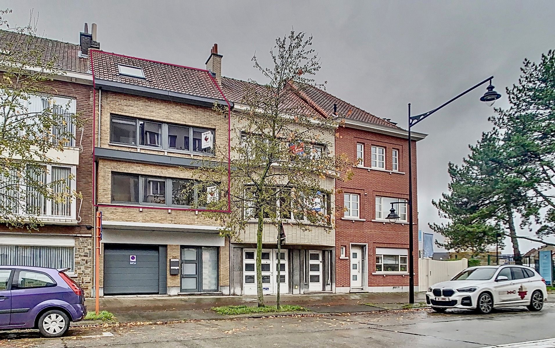 Centraal gelegen triplex app met 2 SLPK én terras! foto {{pictureIndex}}