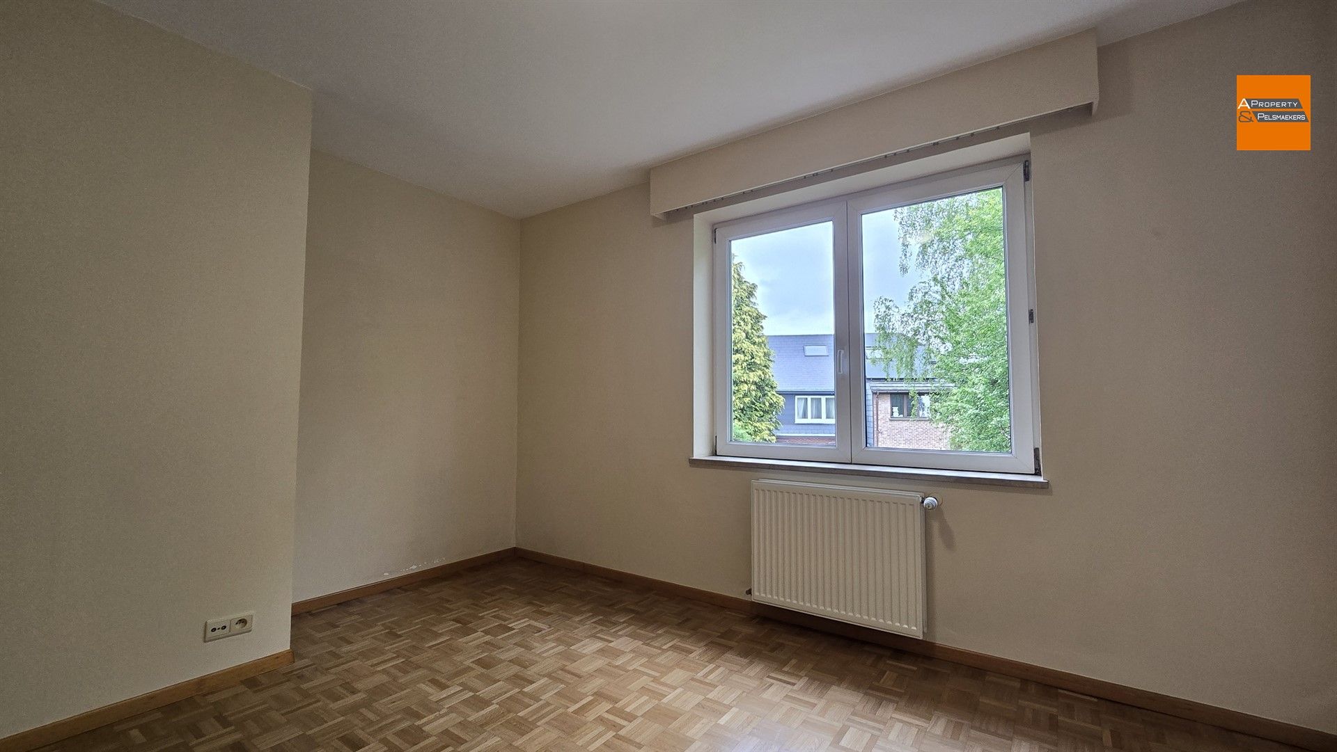 Ruime en instapklare bel-étagewoning met 7 slaapkamers en tuin op toplocatie in Kraainem foto 20