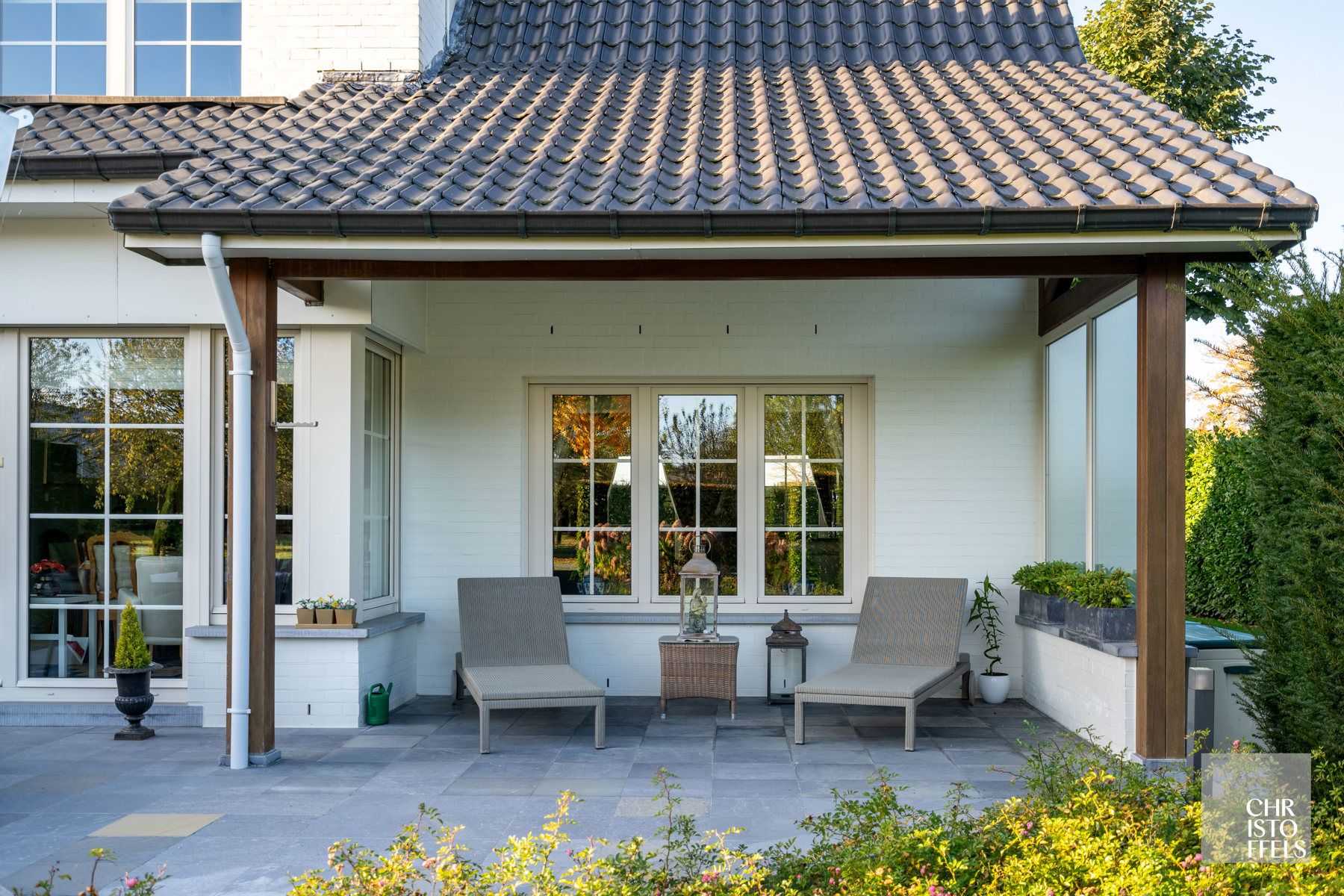 Eigentijdse villa (428m²) met zwembad en 2de woning (187m²)!  foto 28