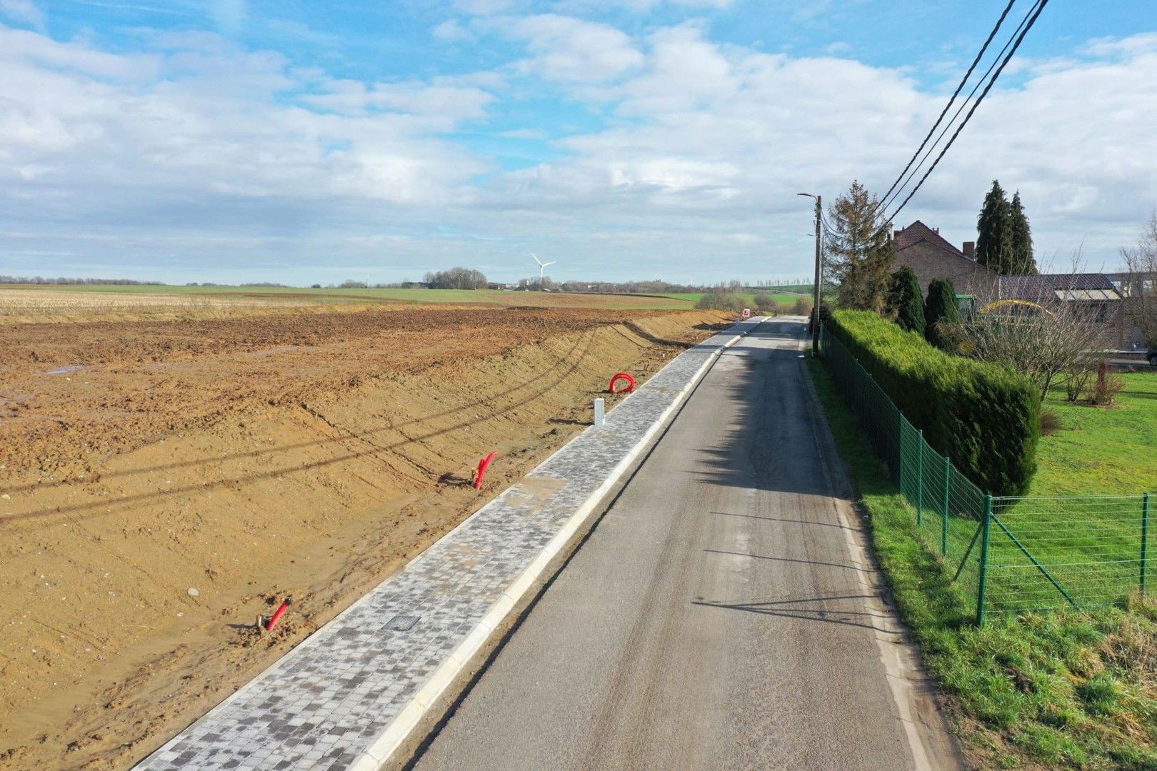 Perceel grond voor oprichten van open bebouwing foto 3