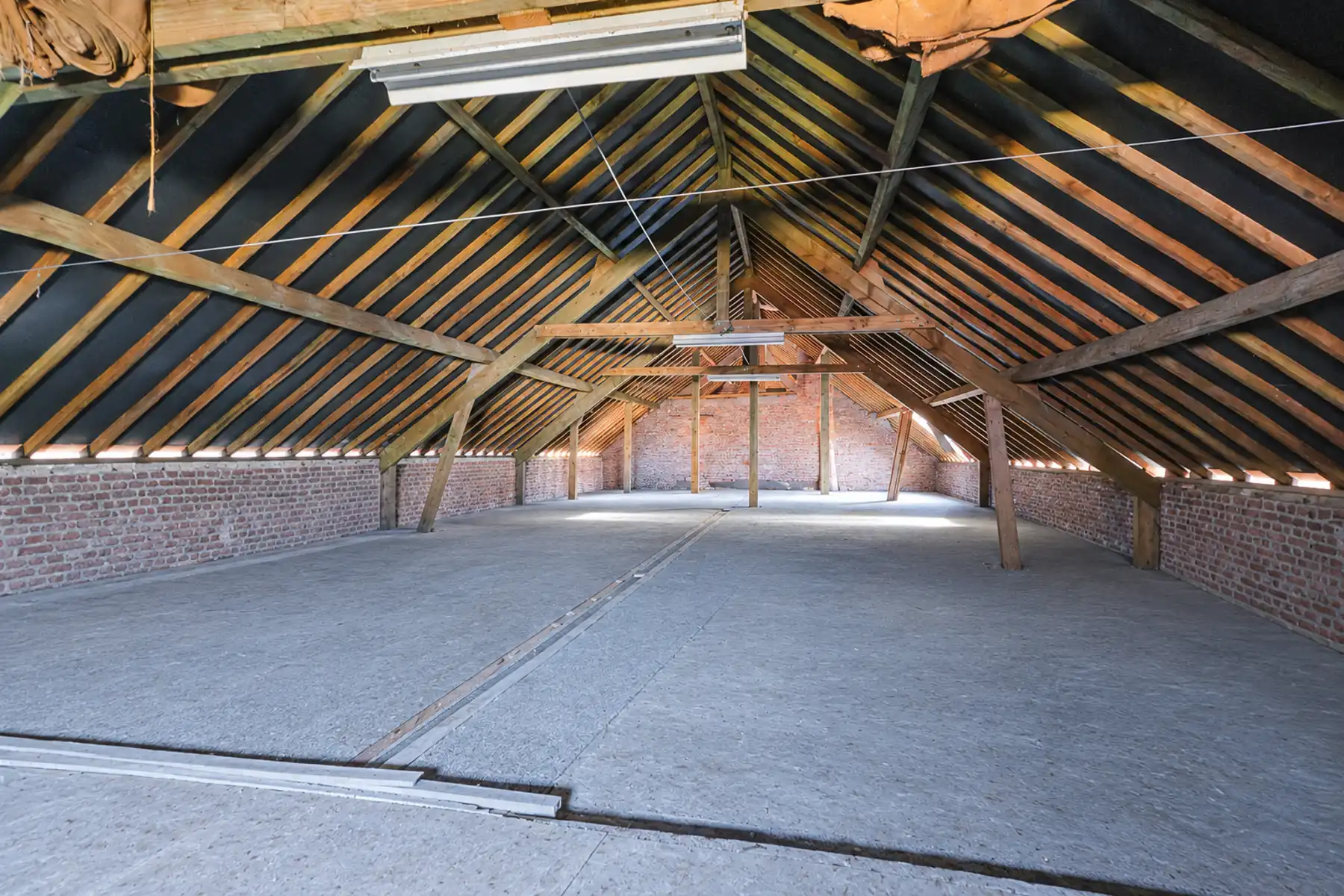 Idyllische hoeve op 1ha grond vol potentieel foto 54