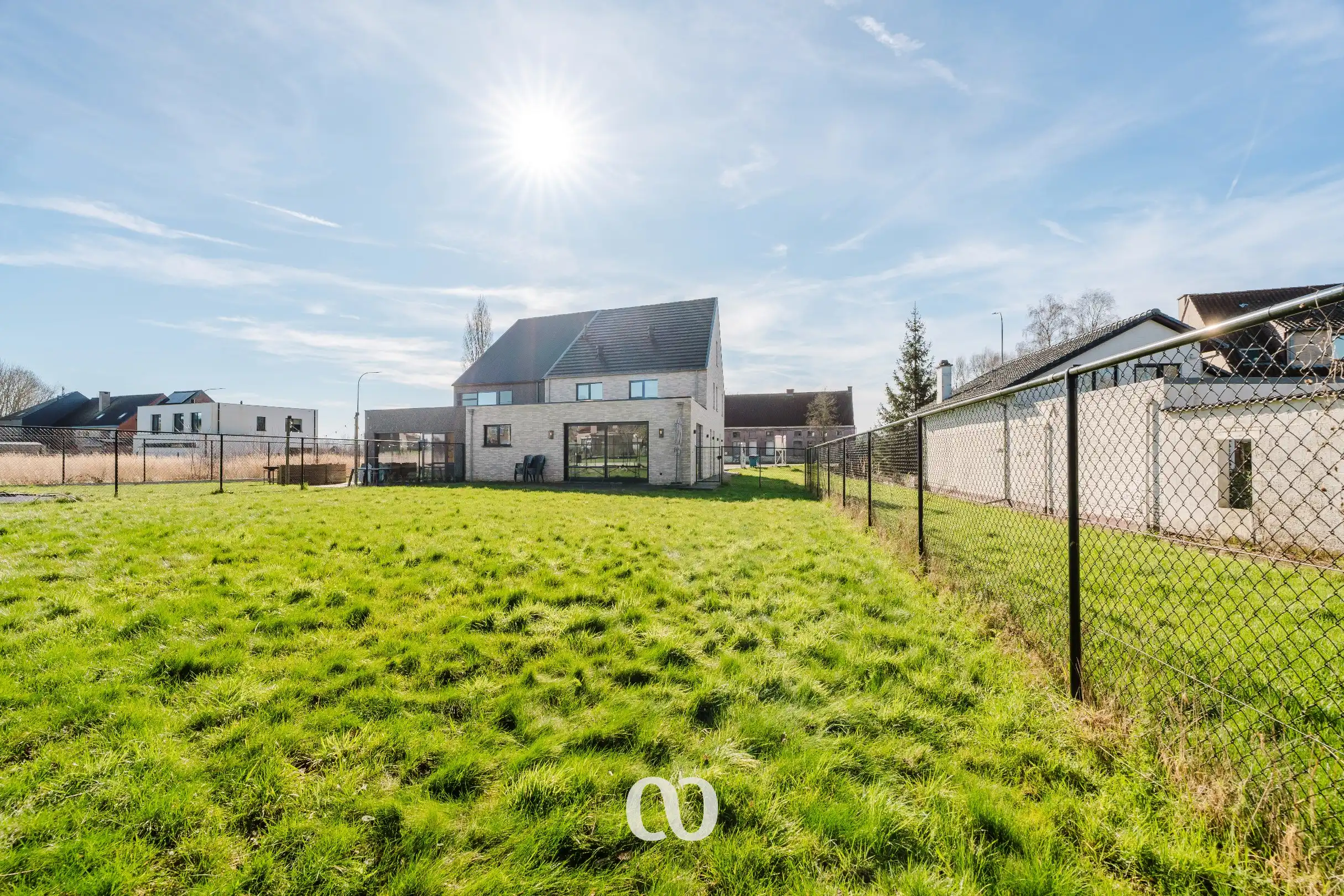 Ruime nieuwbouwwoning met 4 slaapkamers foto 24