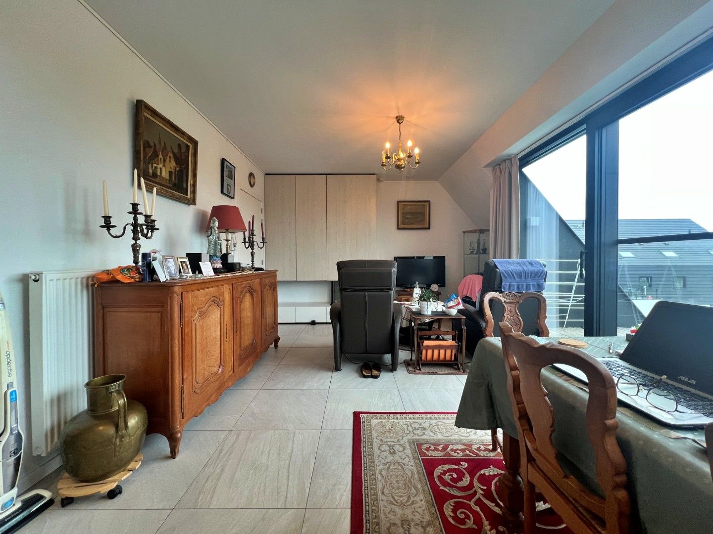 Recent 2-slaapkamer appartement met verschillende terrassen, een kelderberging en een parkeerplaats foto 2
