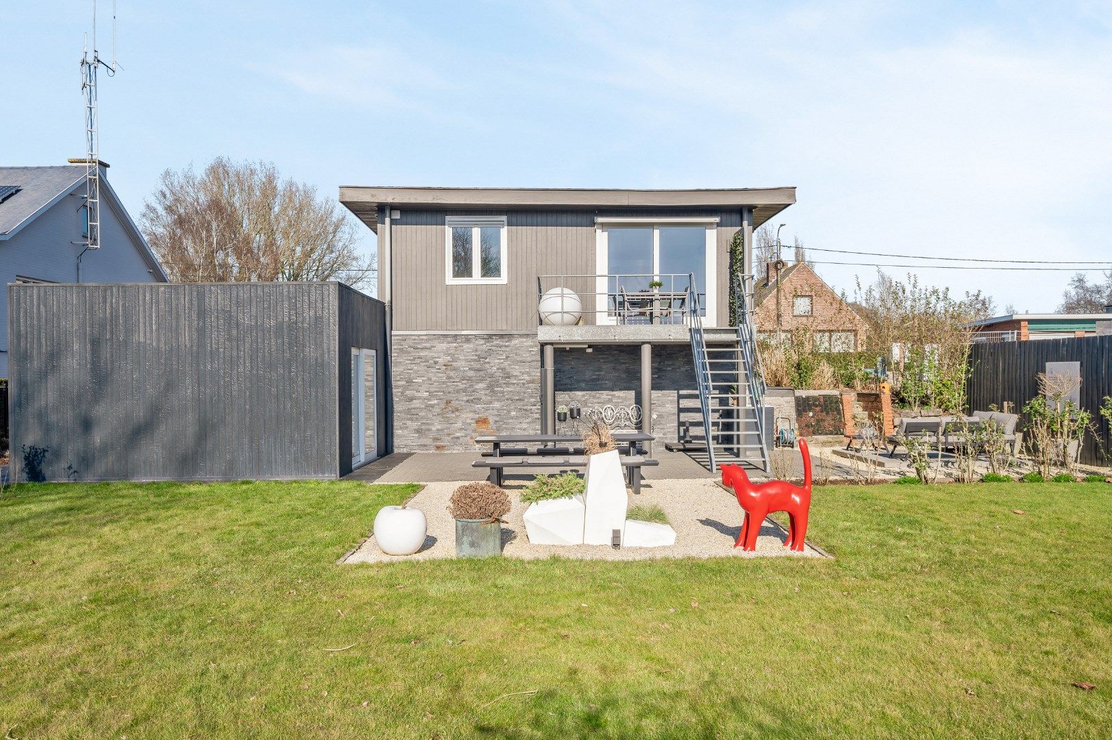 GERENOVEERDE WONING MET 3 SLPKS, TUIN EN RUIME GARAGE (973m²) foto 26