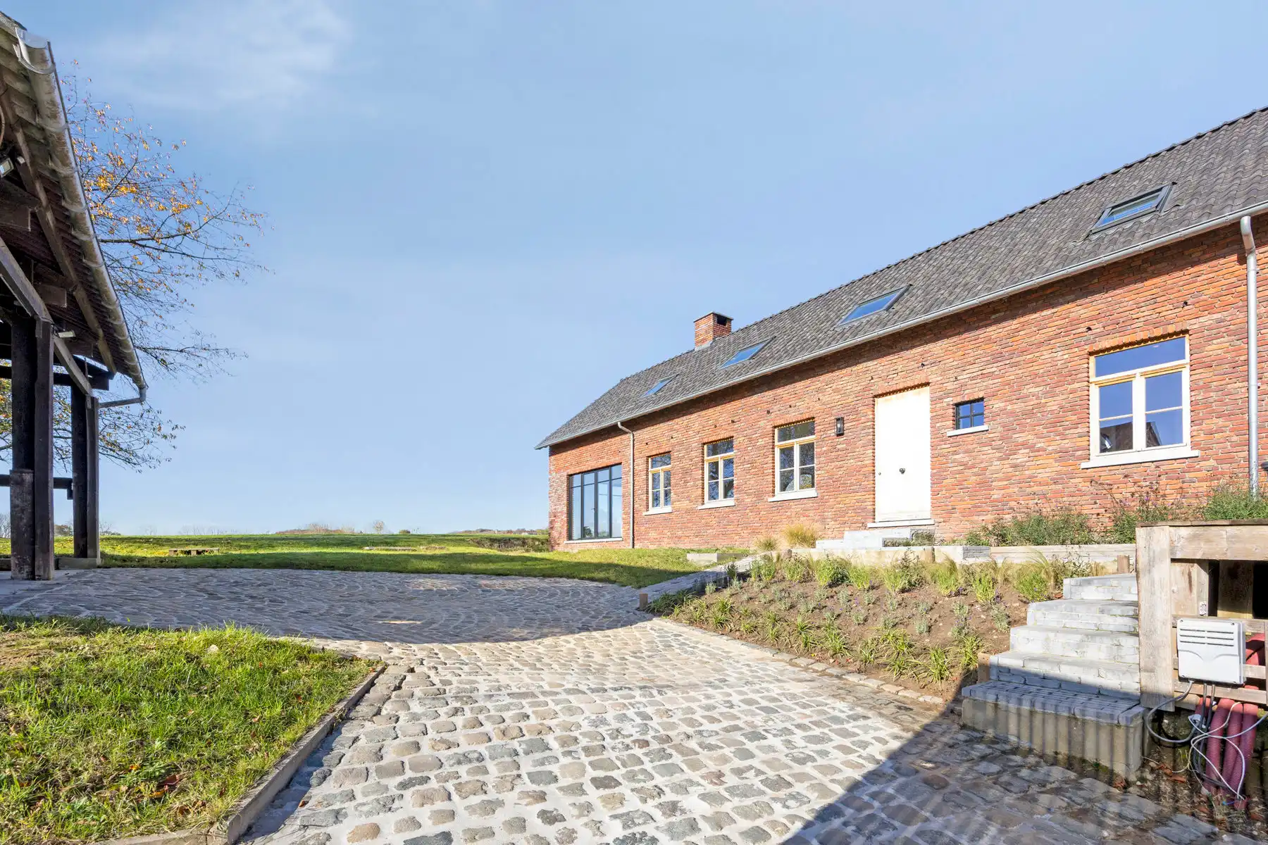 *** ONDER COMPROMIS na 1ste bezoekdag *** foto 2