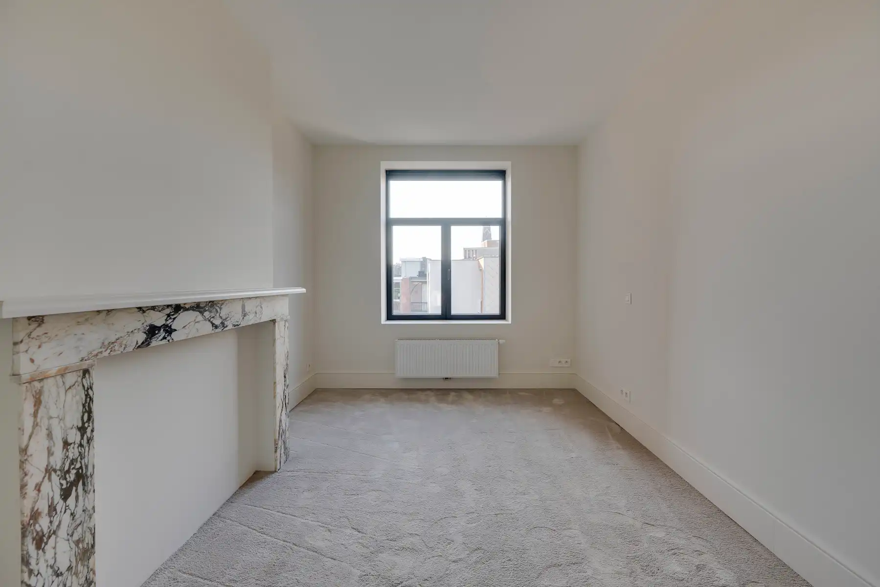 Luxueus gerenoveerde burgerwoning met tuin en terras foto 20