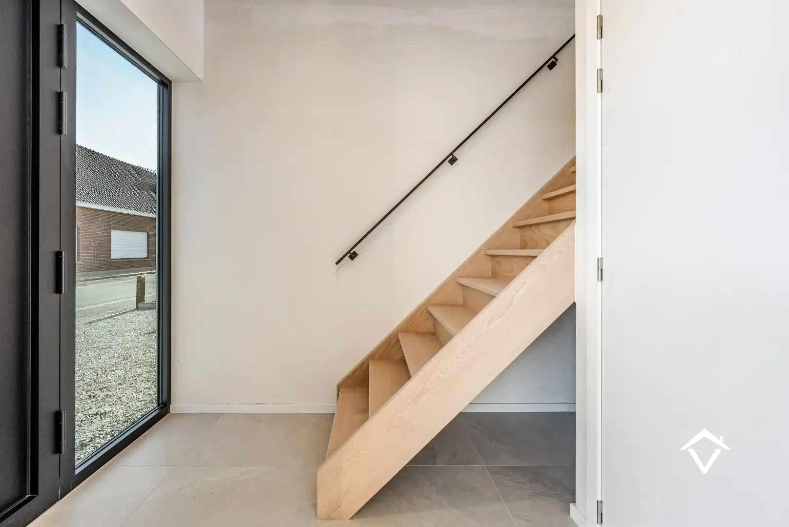 Prachtige, alleenstaande woning met 3 slaapkamers en tuin op een rustige ligging te Gits foto 2