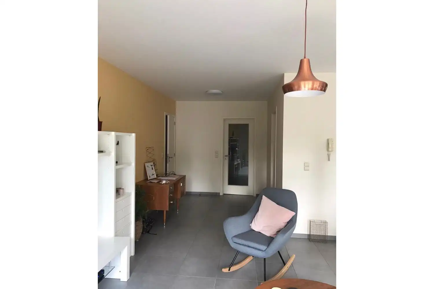Genk, Reinpadstraat 10 bus 1 - Prachtig gelijkvloers appartement (117m2) met 2 slaapkamers, ruim terras (±65m2) met uitzicht in het groen en een aparte garage. foto 3
