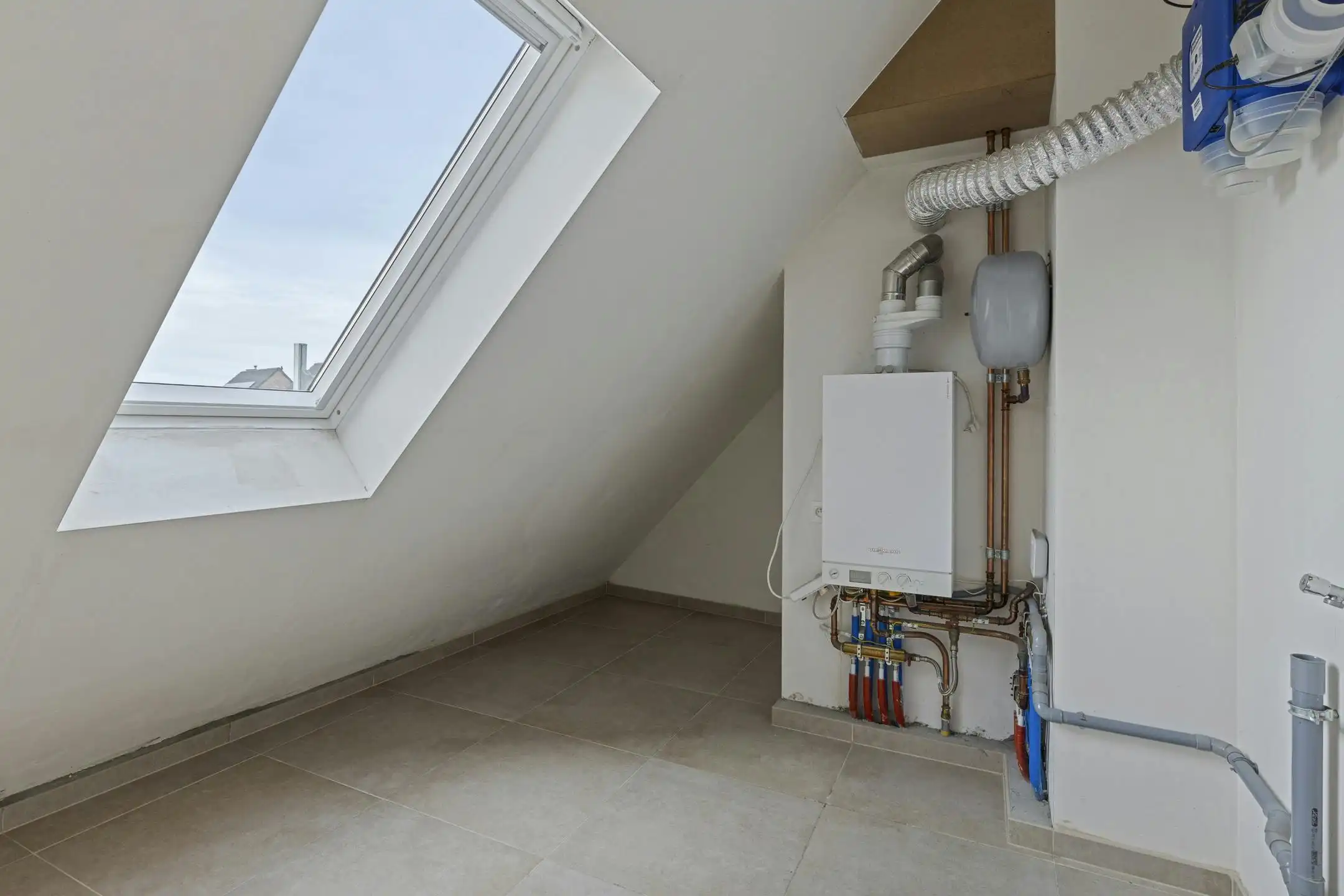 Modern 2 slaapkamer appartement te koop in Kalmthout! foto 16