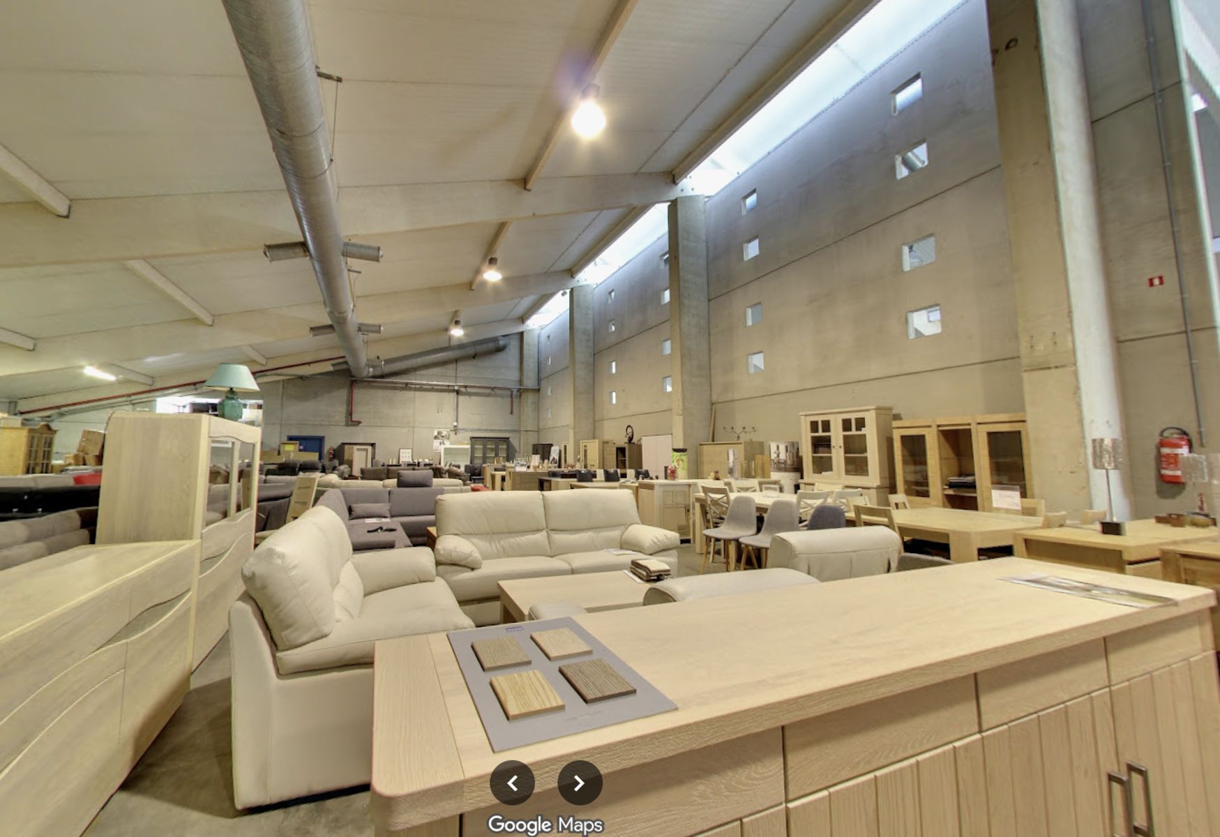 Handelspand 1.400 m² te huur in Moeskroen foto 4