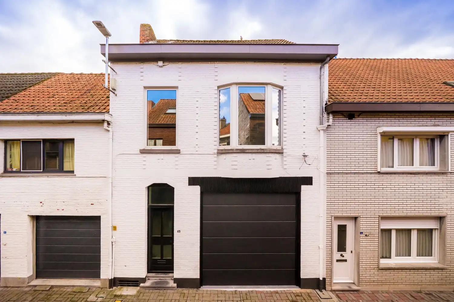 Ruime gerenoveerde woning met 4 slaapkamers en prachtige tuin foto 29